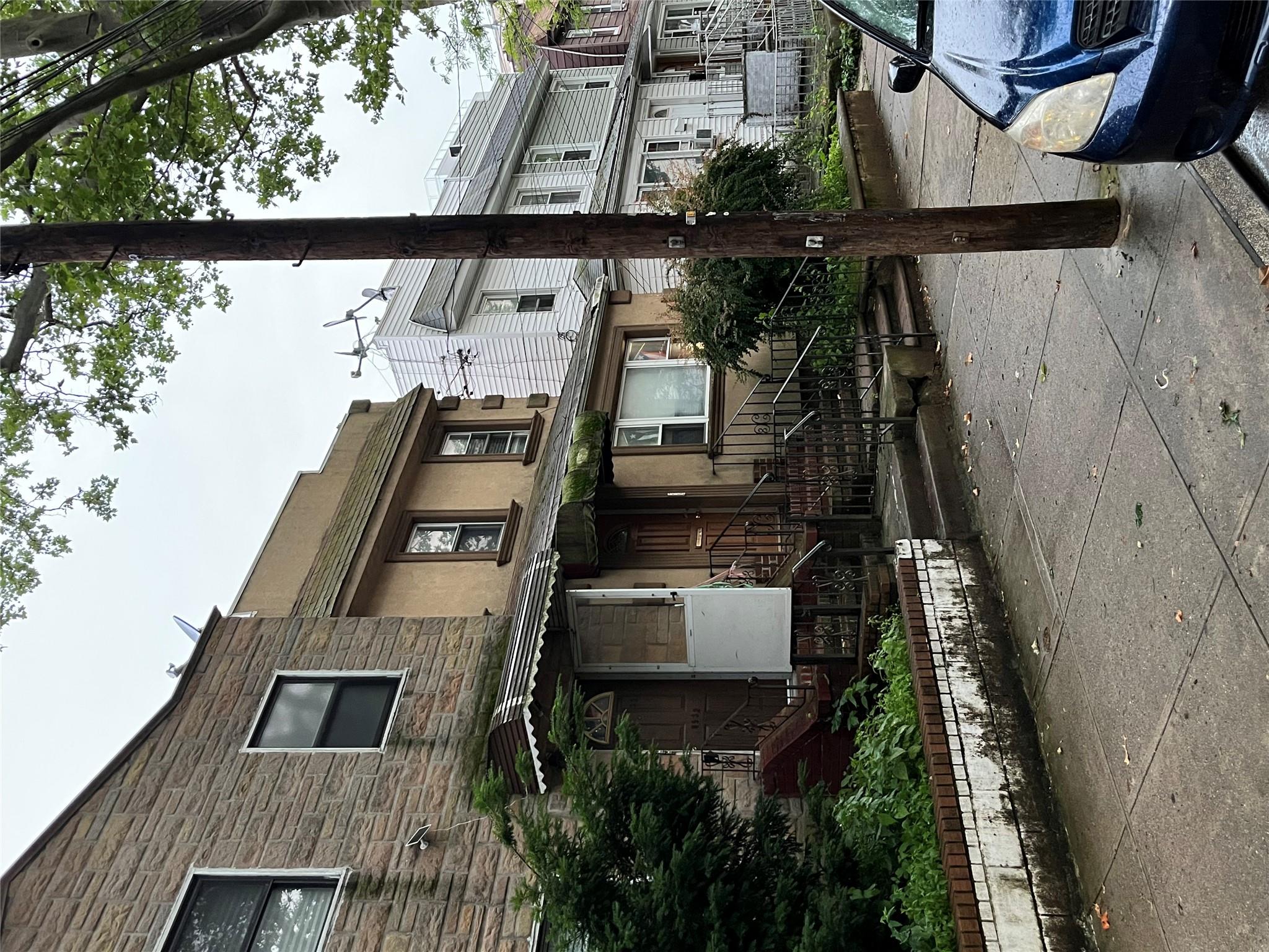 8530 101st Street Property Photo 3