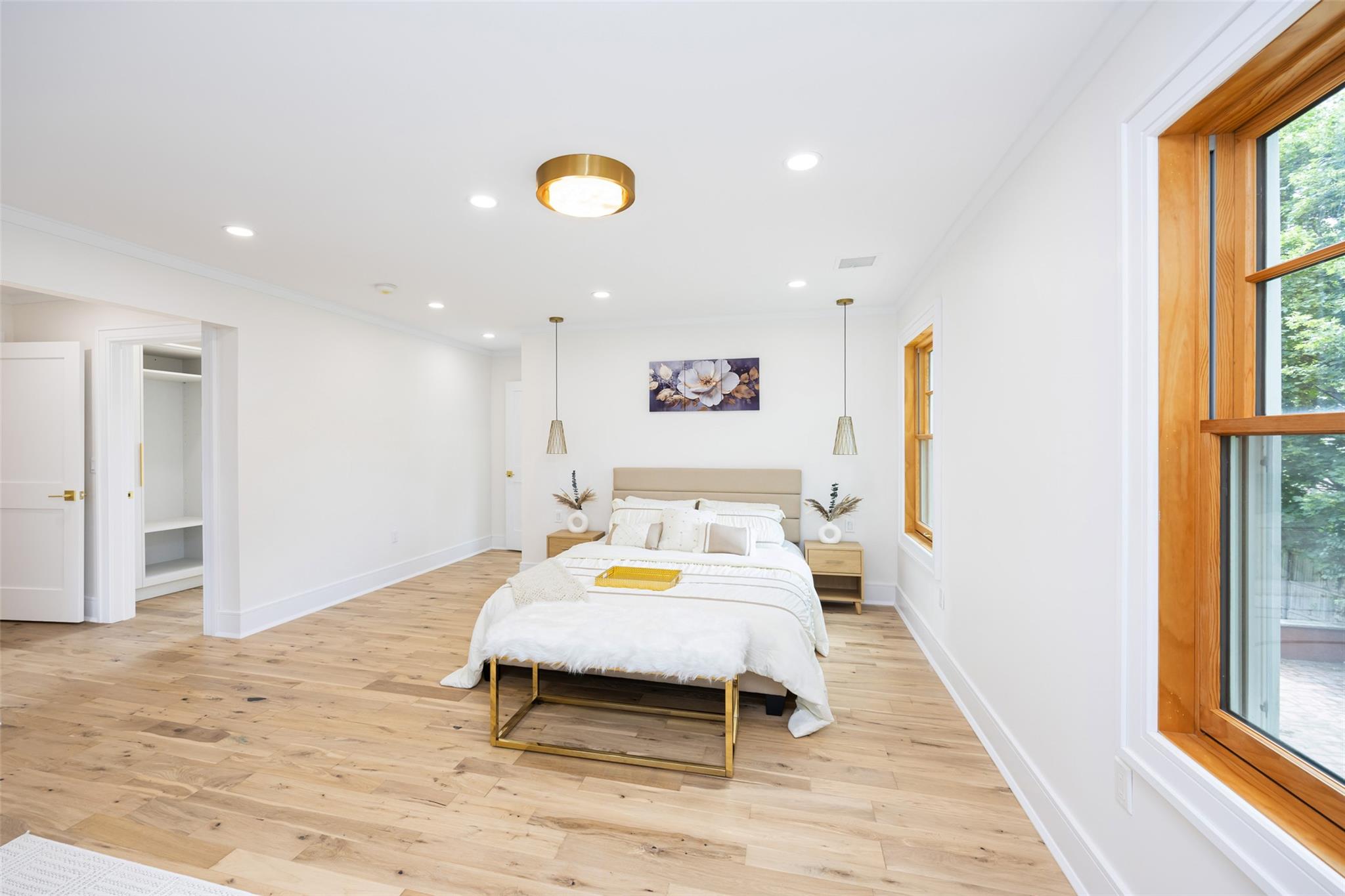 351 Hollywood Avenue Property Photo 35