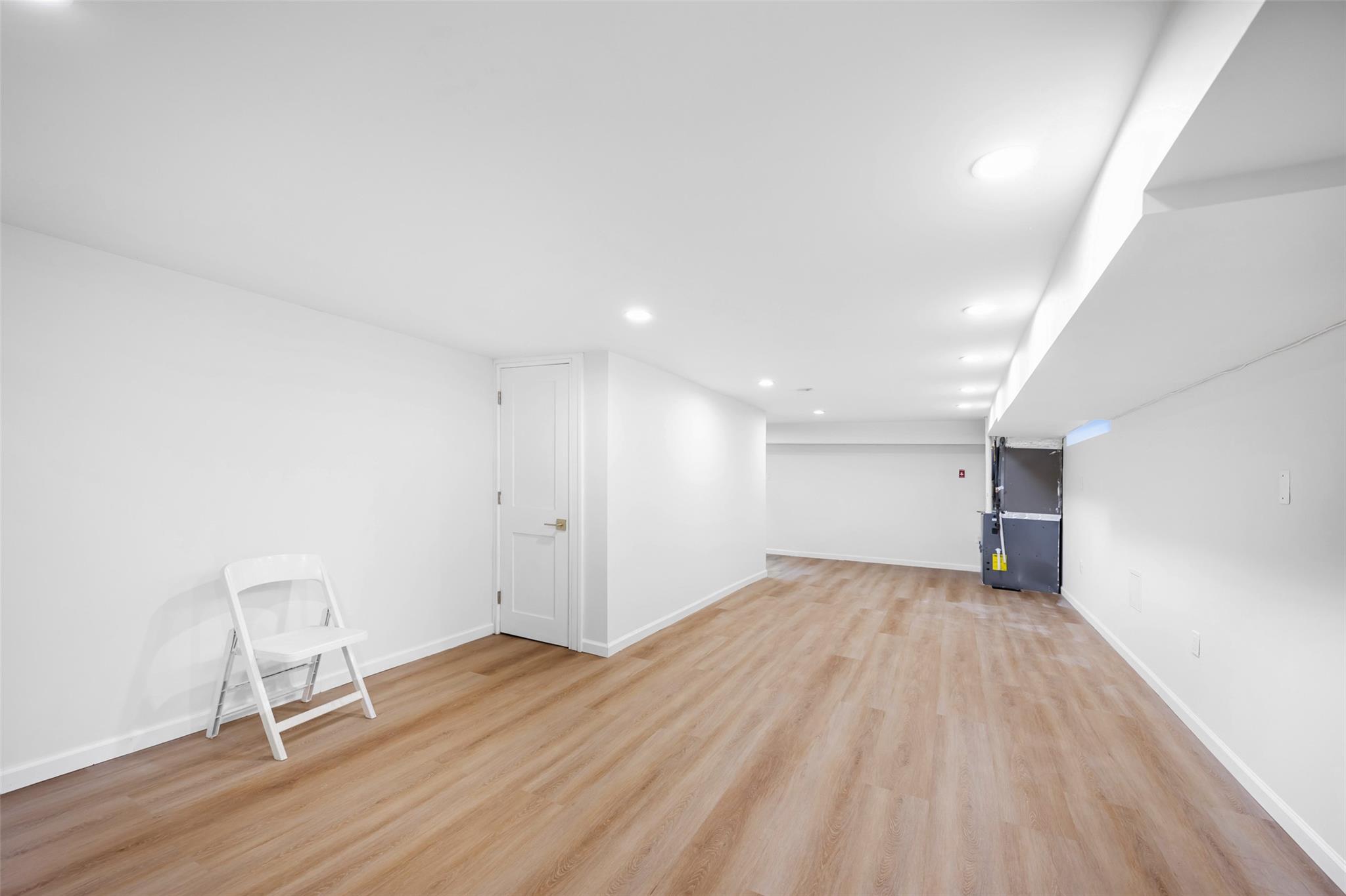351 Hollywood Avenue Property Photo 45