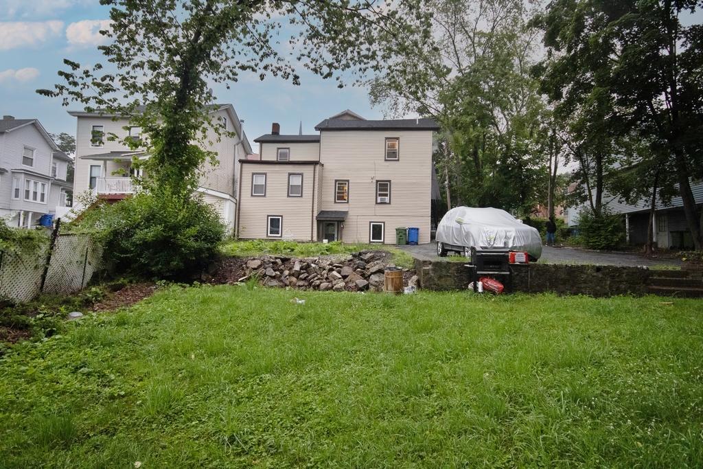 11 East Avenue Property Photo 4