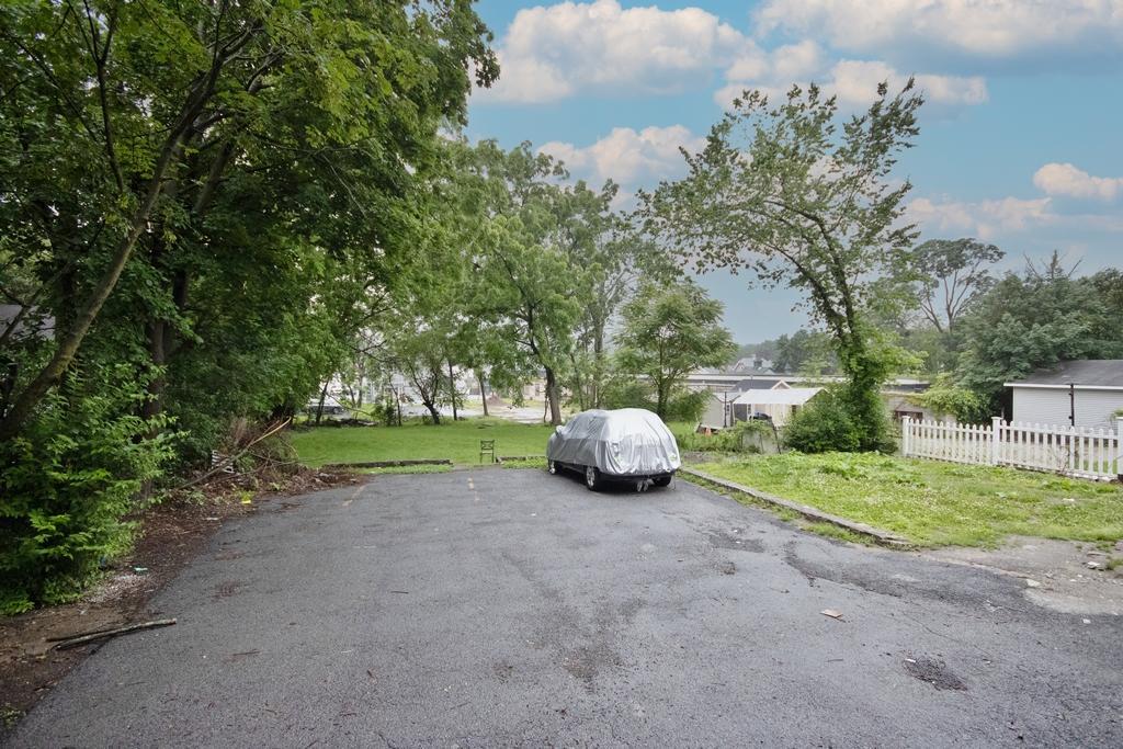 11 East Avenue Property Photo 8