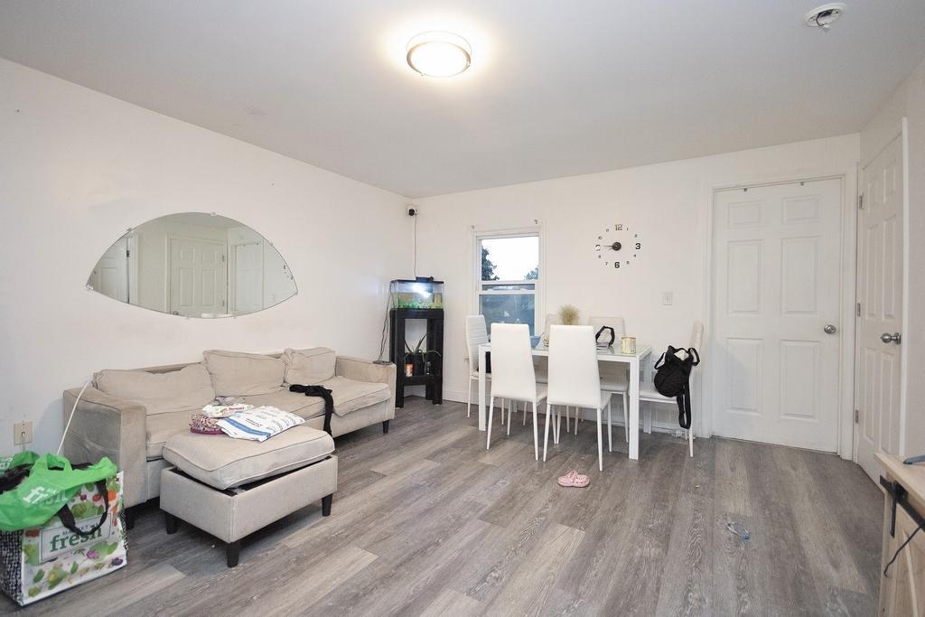 11 East Avenue Property Photo 19