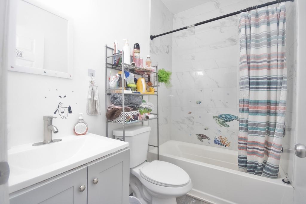 11 East Avenue Property Photo 26