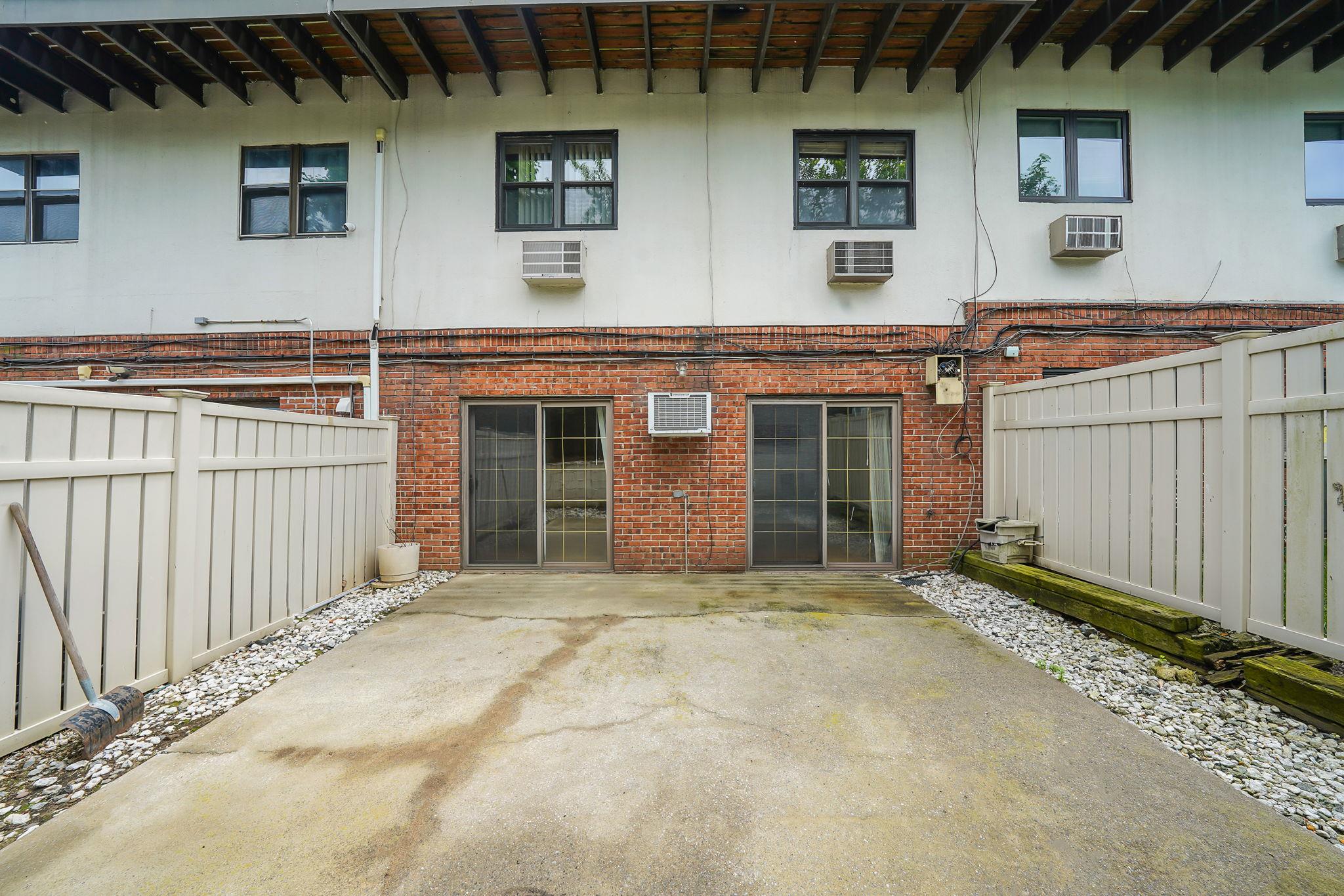 504 Julius Road 7c Property Photo 2