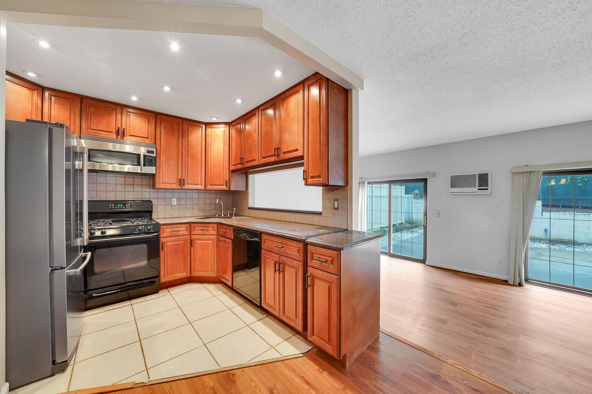504 Julius Road 7c Property Photo 4