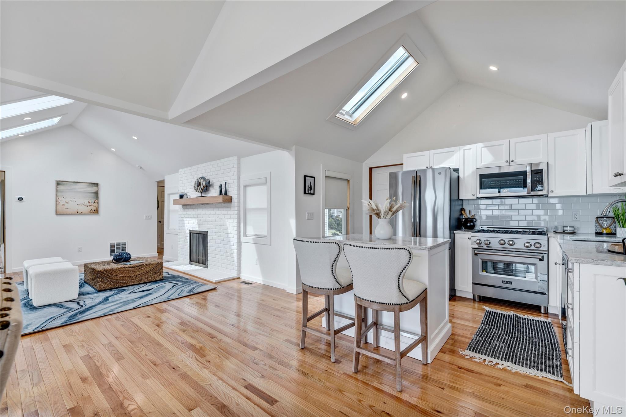 105 Lockitt Drive Property Photo 11