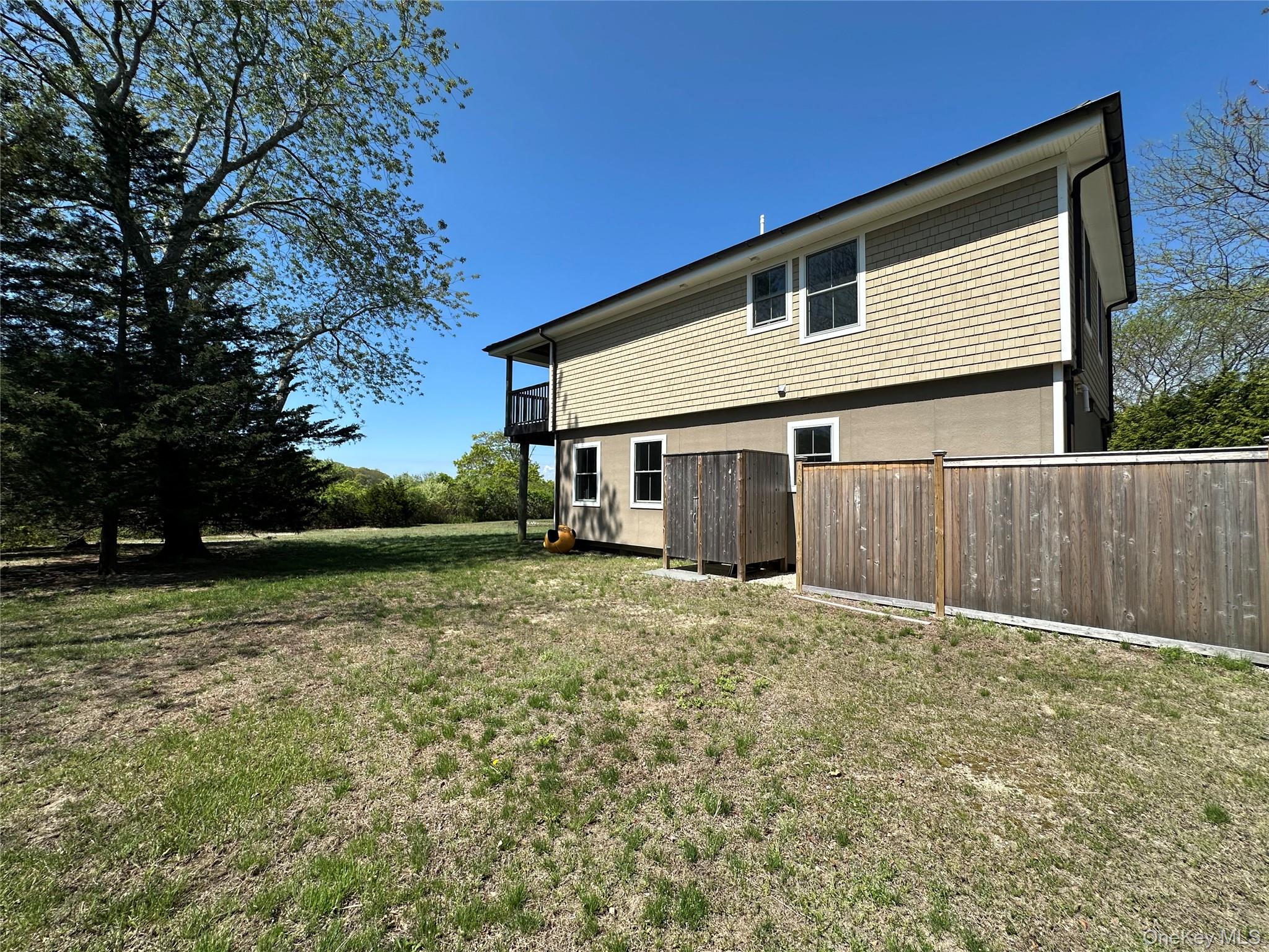 1854 N Bayview Road Property Photo 4