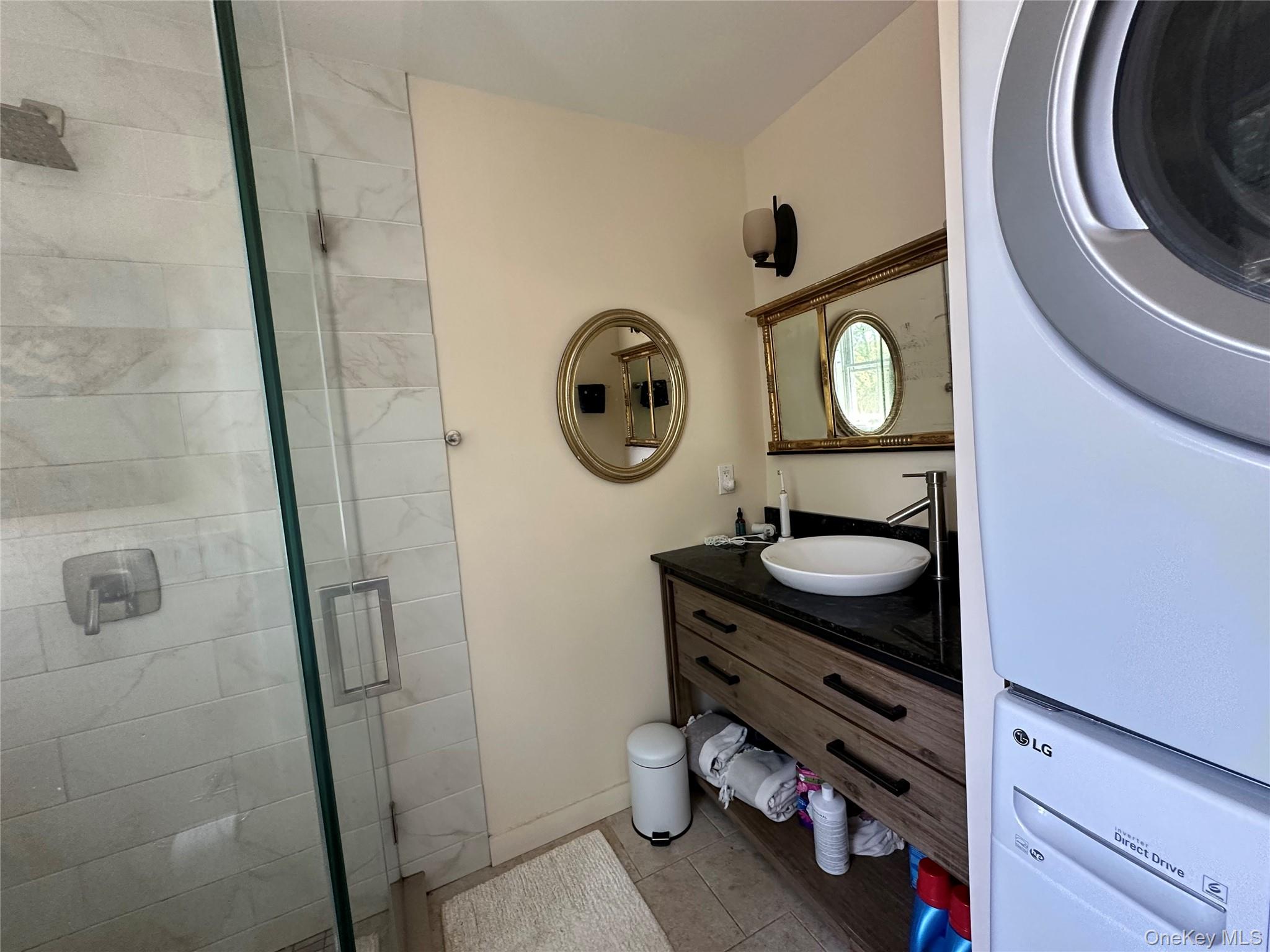 1854 N Bayview Road Property Photo 8