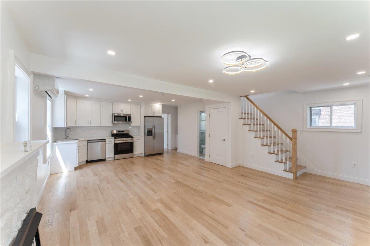 13720 173rd Street Property Photo 4
