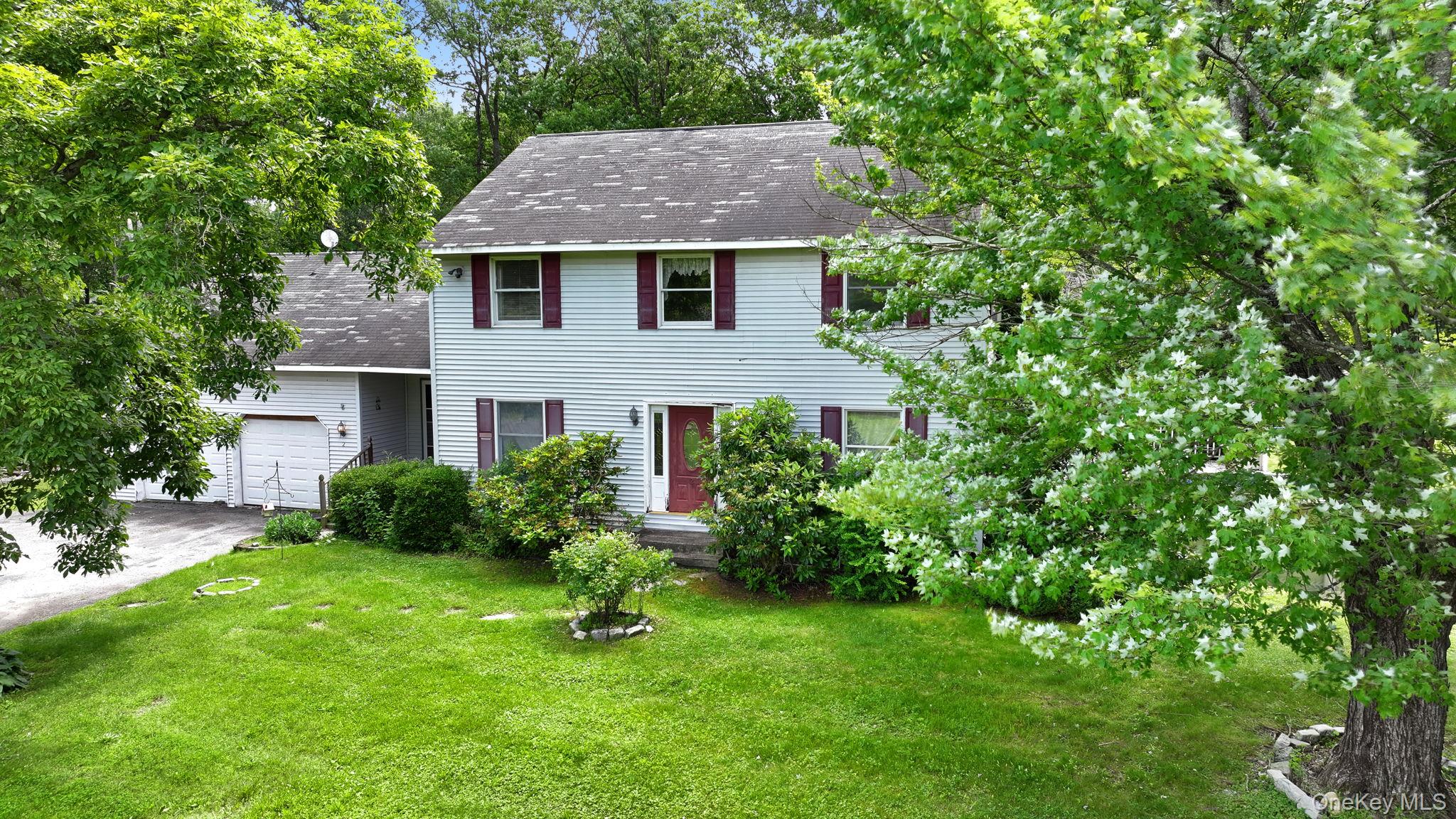 2 Gerri Court Property Photo 3