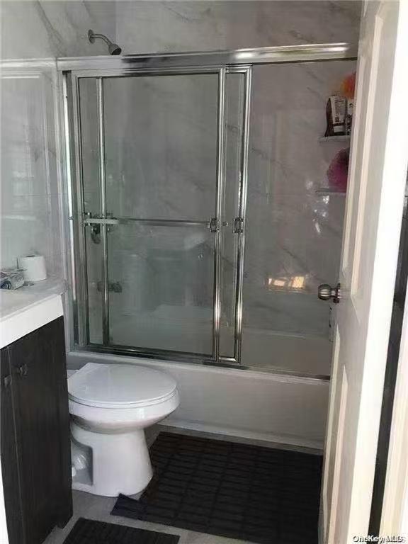 12318 85th Avenue Property Photo 6