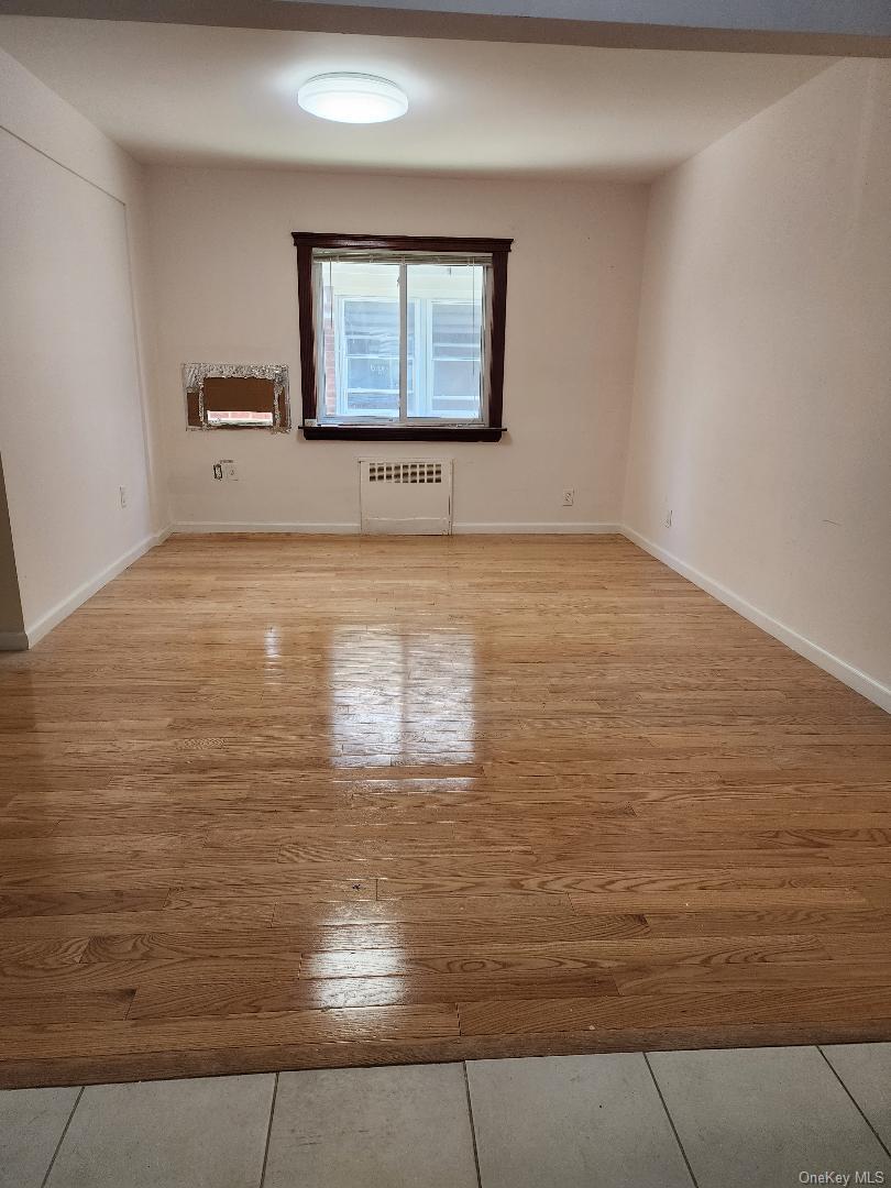 211-52 46 Rd Property Photo 2