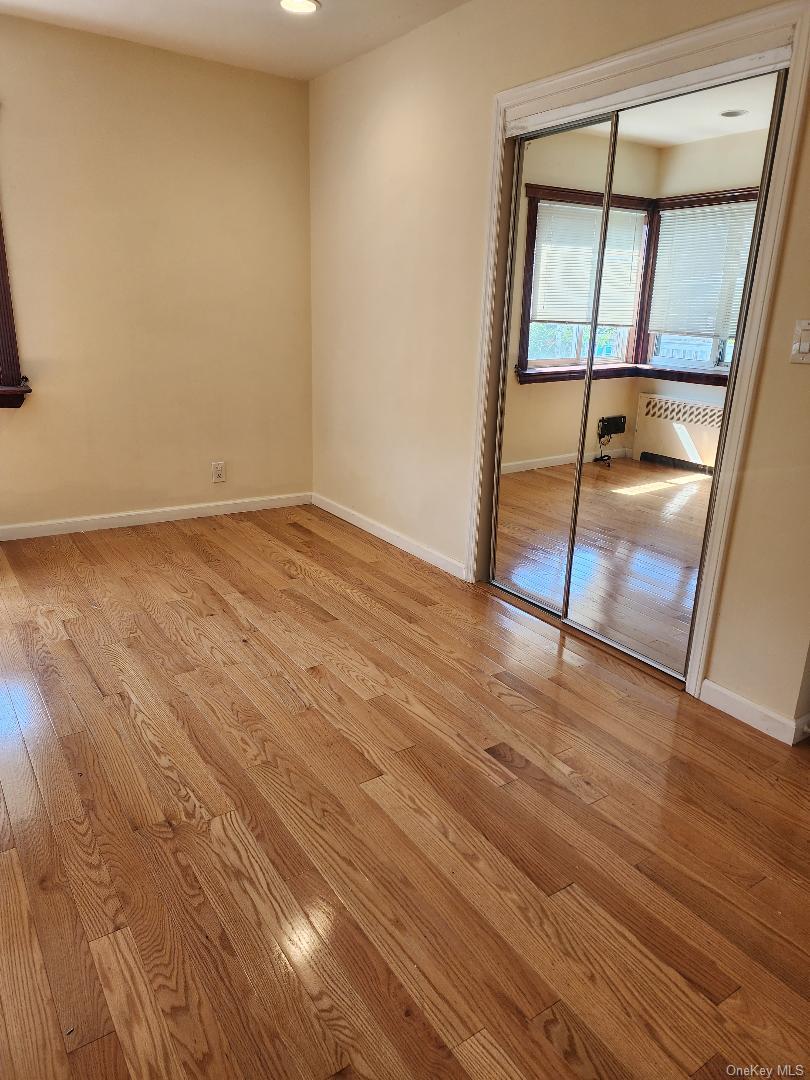 211-52 46 Rd Property Photo 12