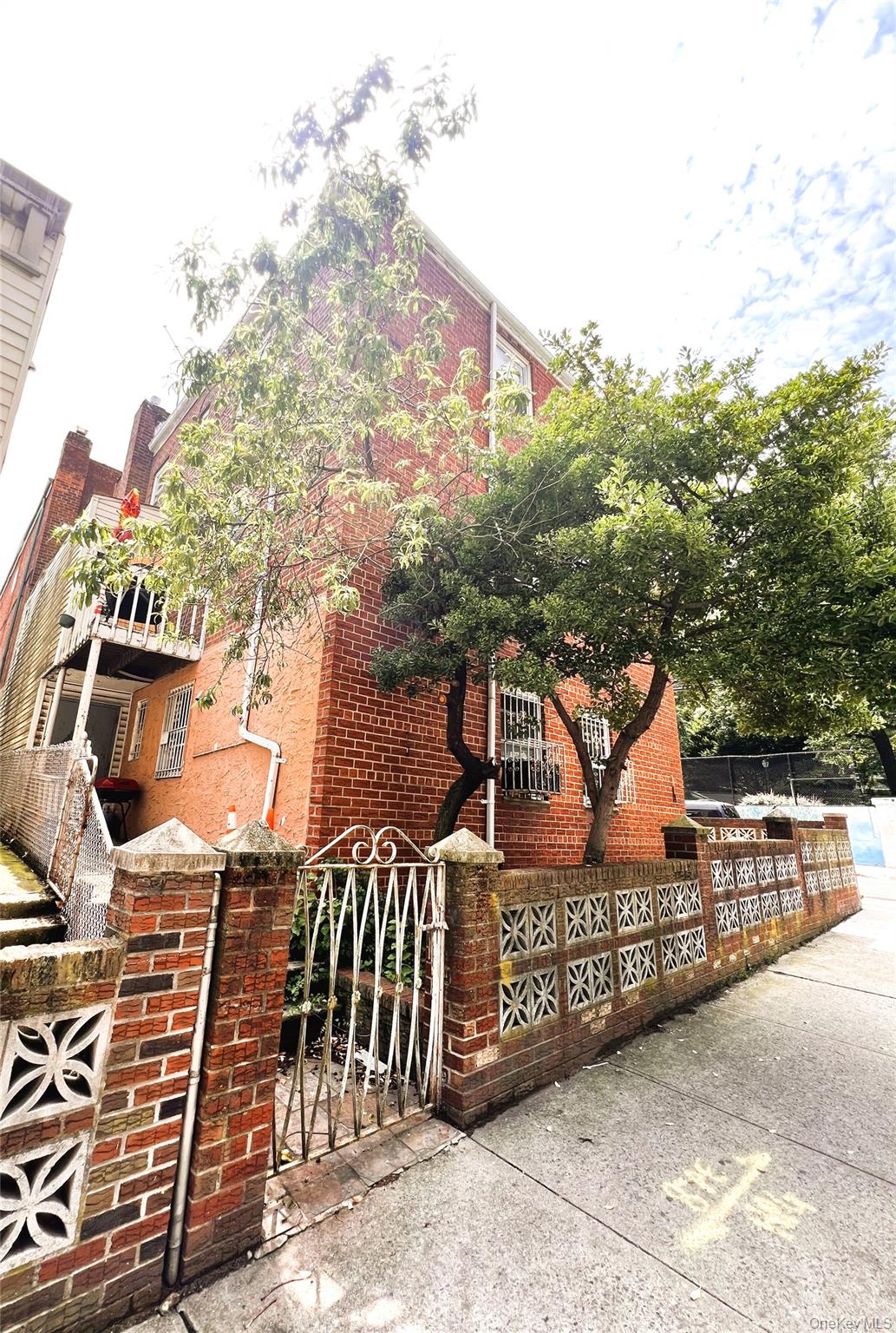 40-03 56th St. 3 Property Photo 15