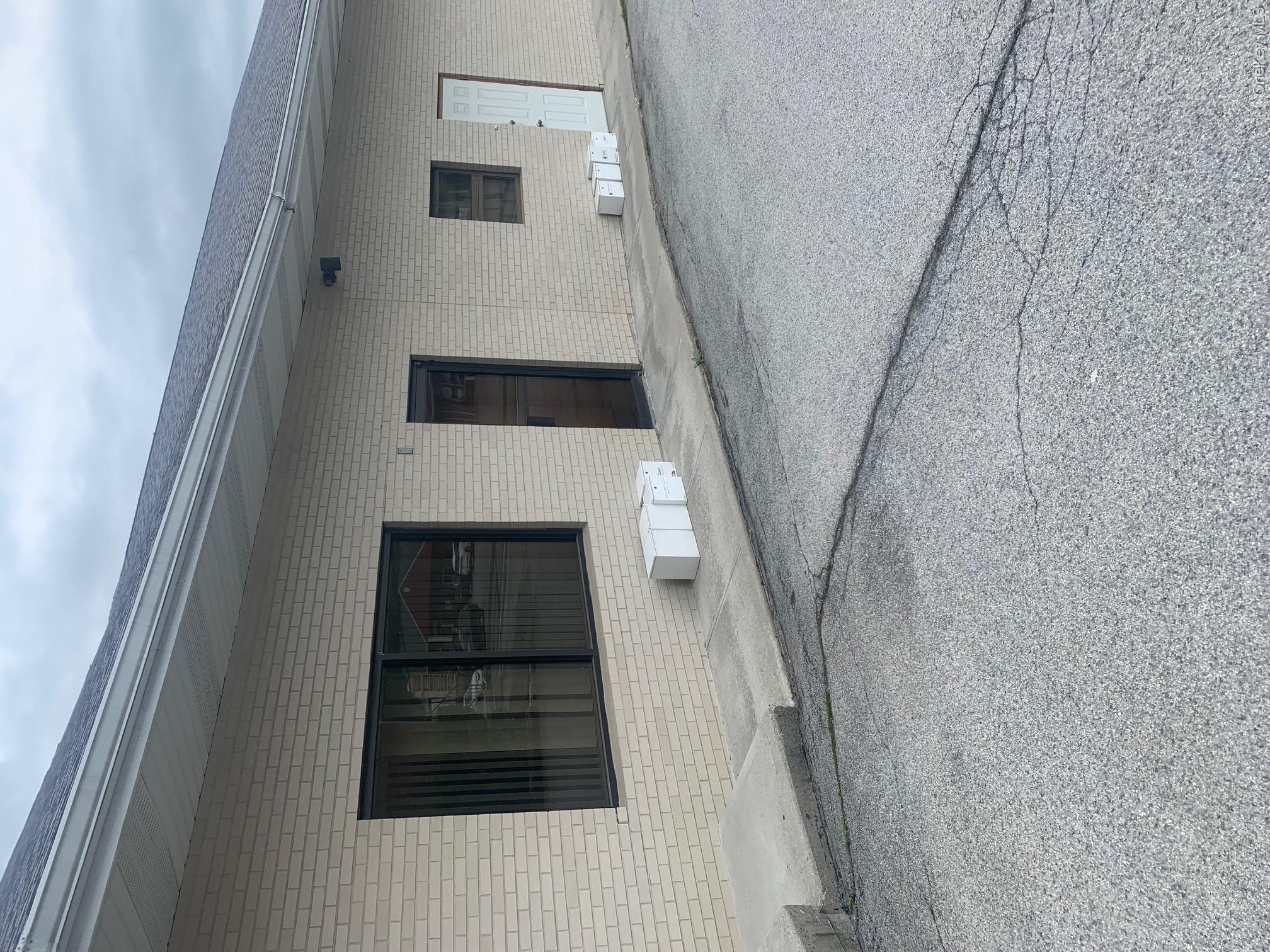 193 S Plank Road 3&4 Property Photo 2