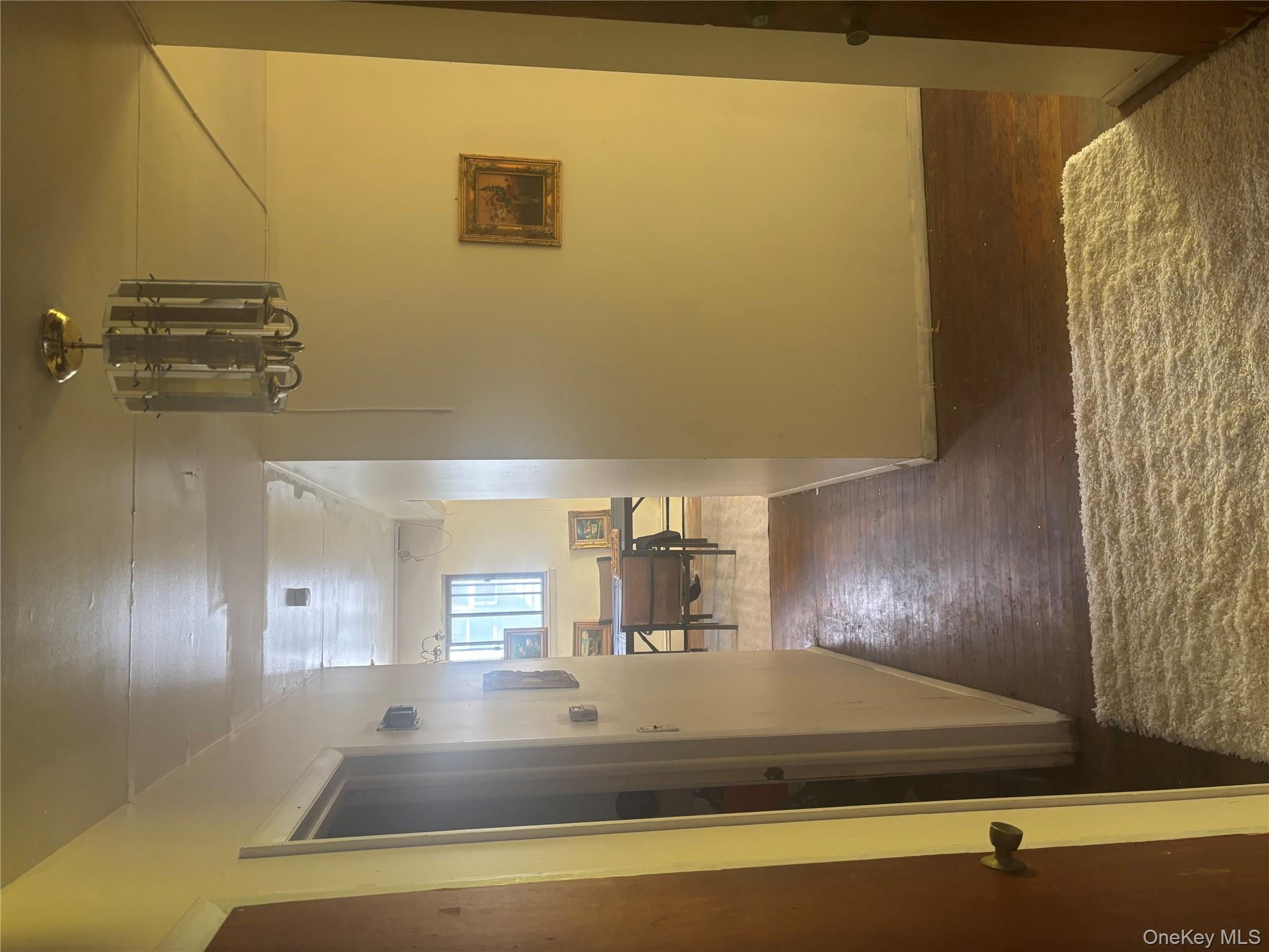 401 E 4th Street Property Photo 2