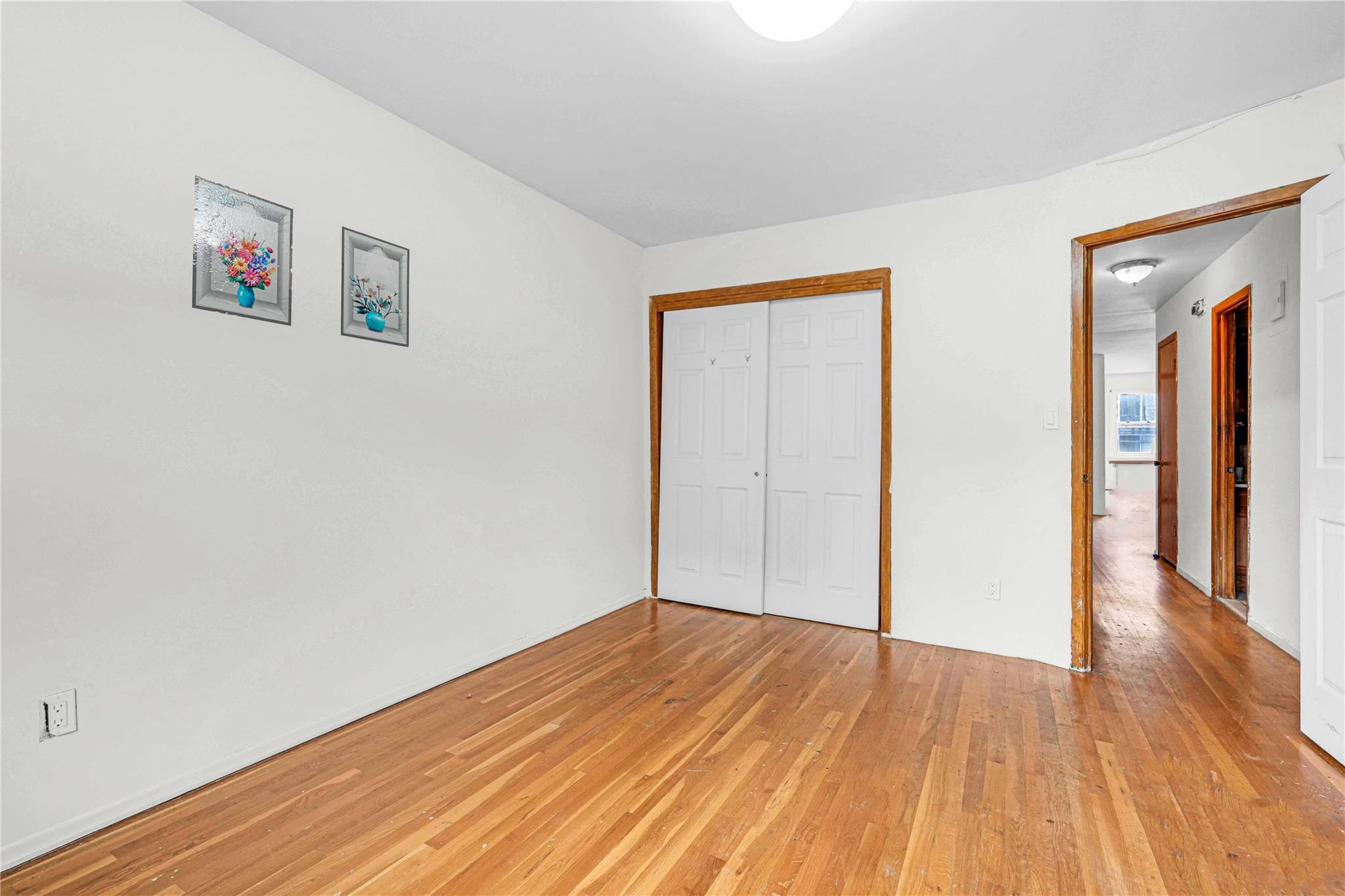 880867 Property Photo 9