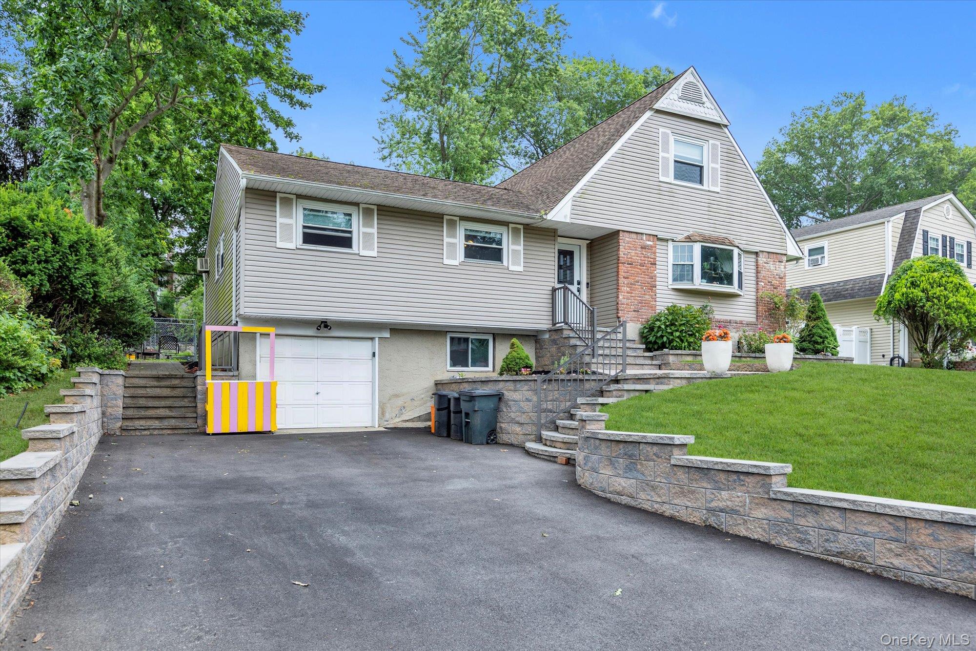 63 Ravenwood Drive Property Photo 1