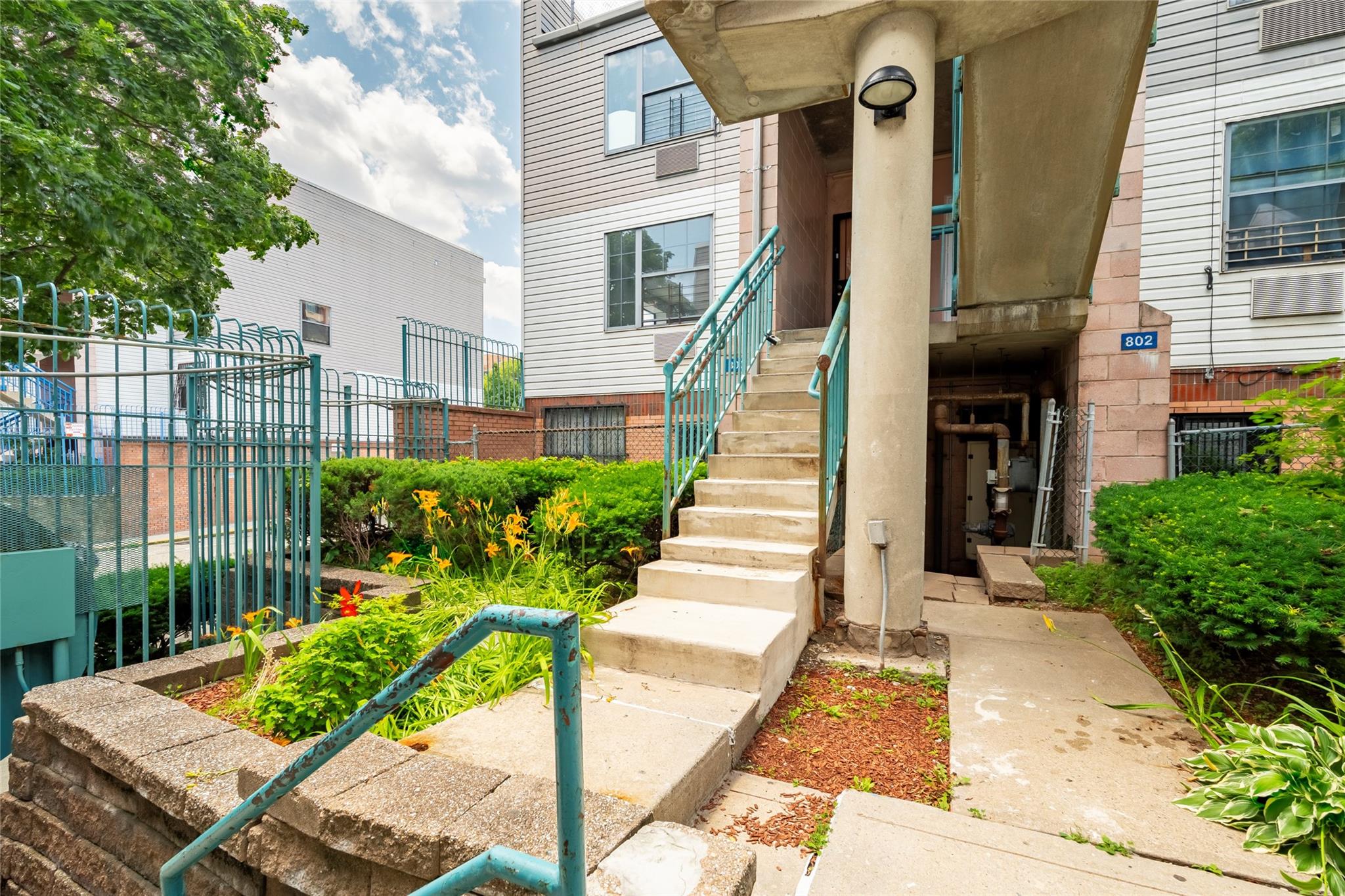800 Brook Avenue 13b Property Photo 1