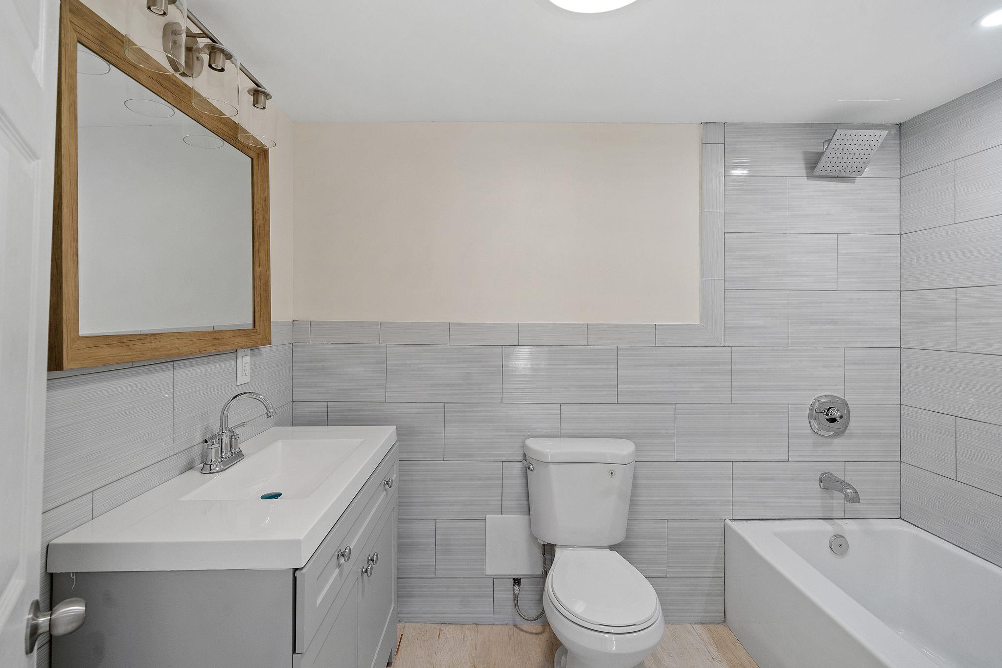 140 Jefferson Street Property Photo 6