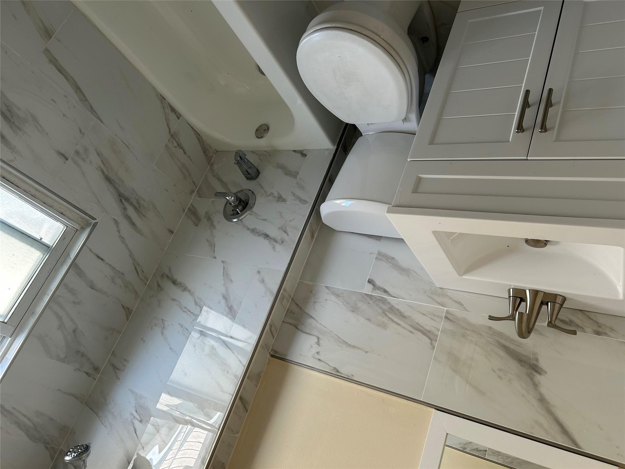 12126 Irwin Place Property Photo 8