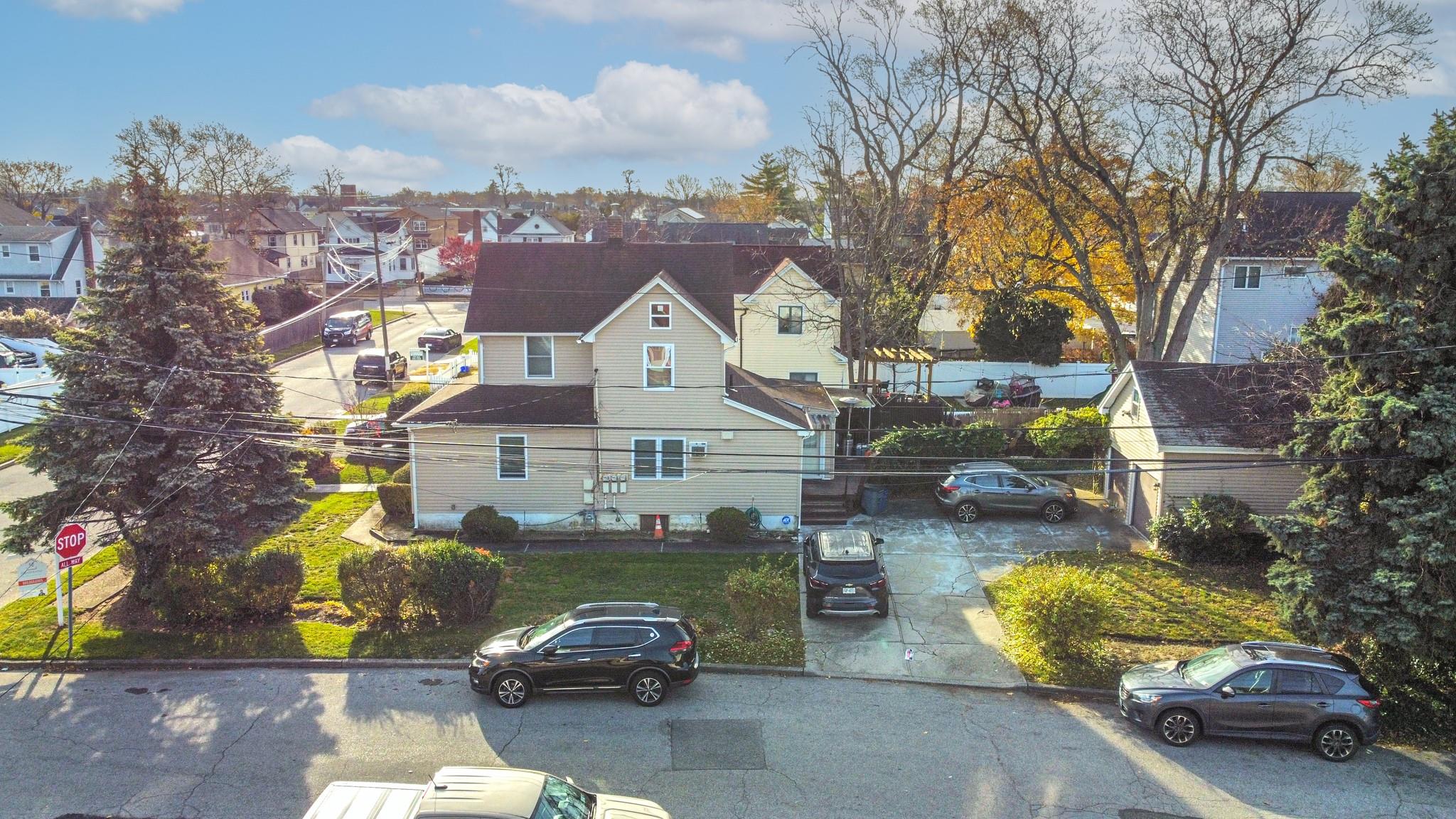 2984 Dorlon Property Photo 1