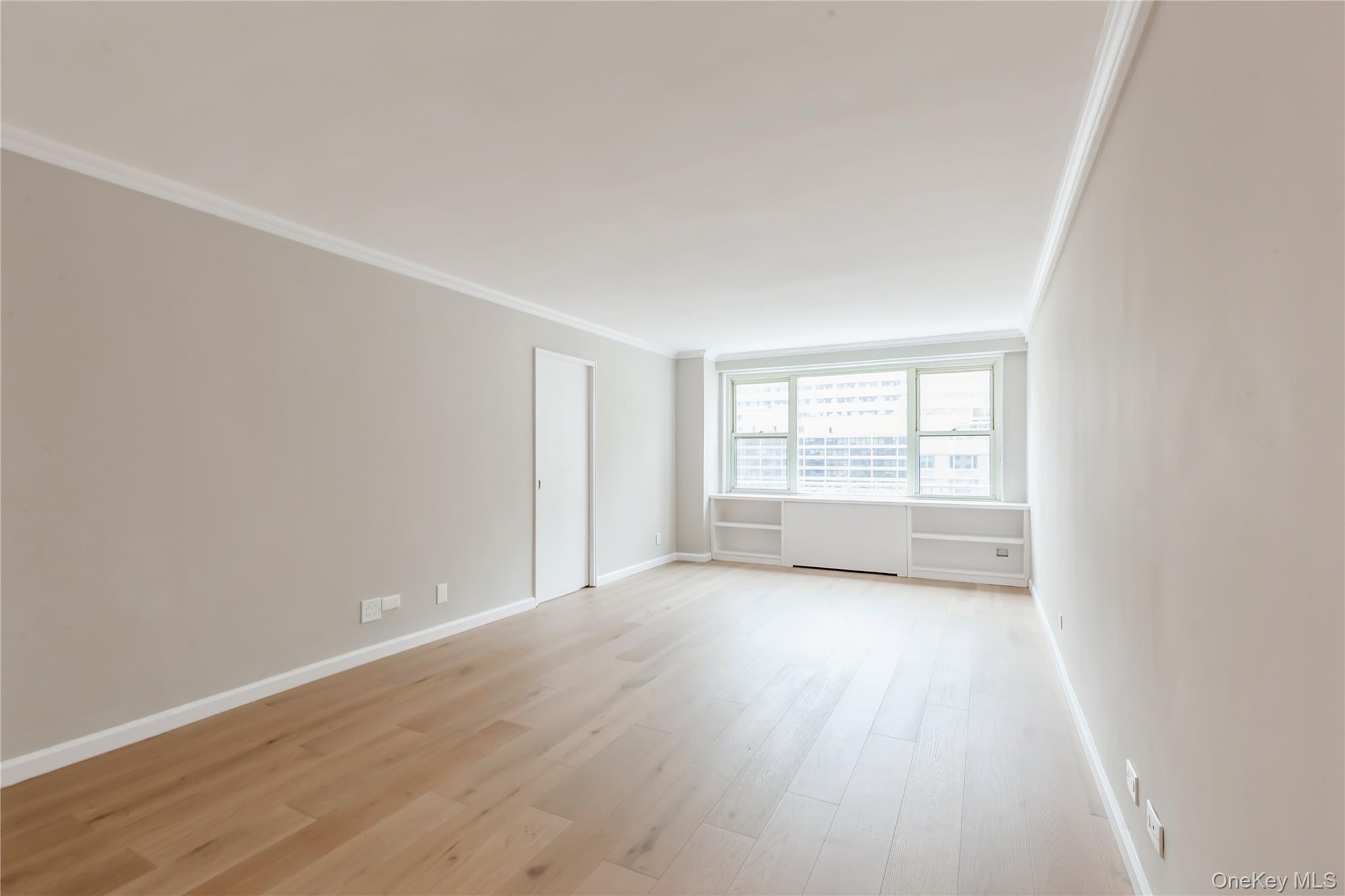 420 E 72nd Street 16e Property Photo 6