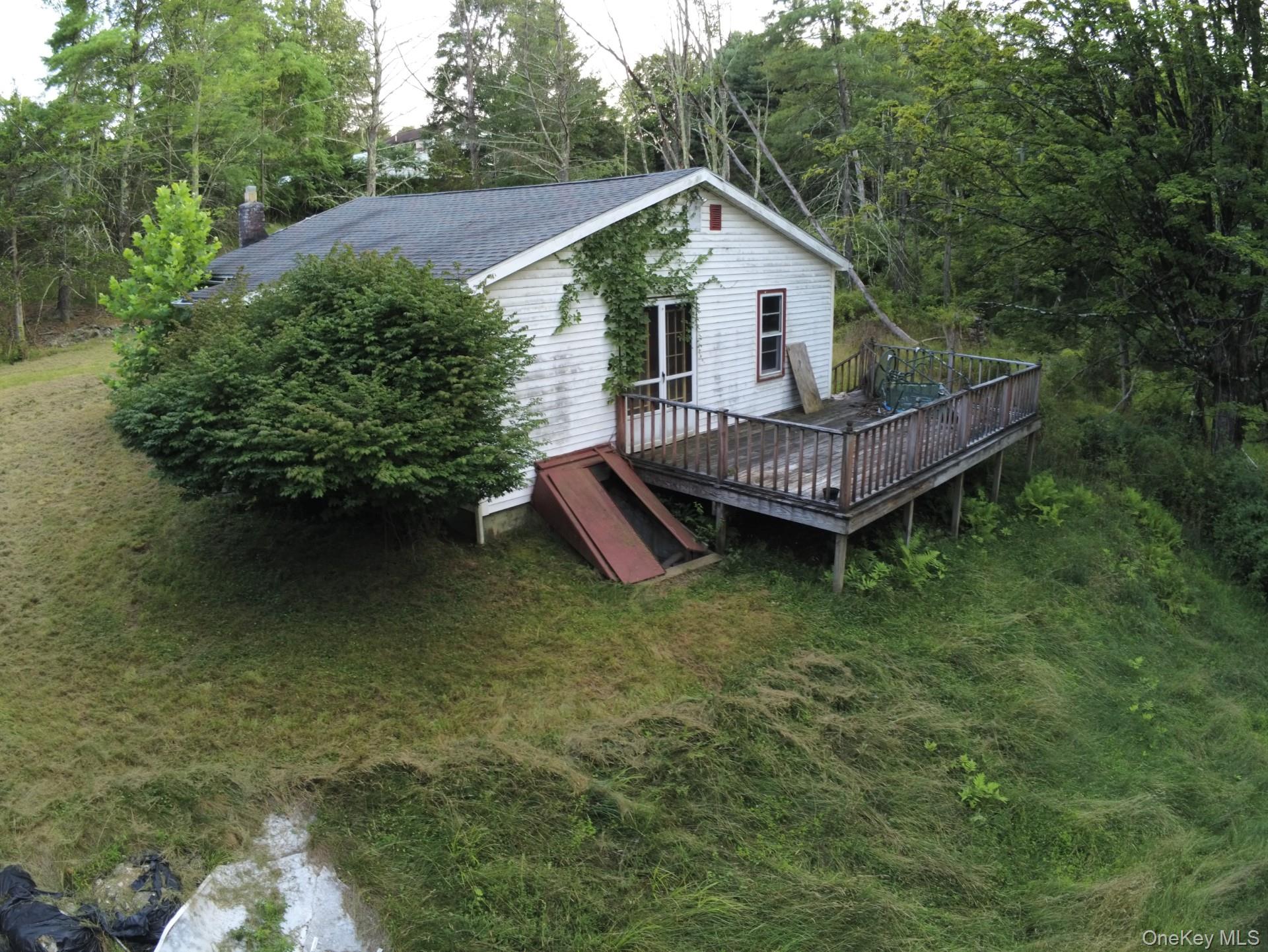 44 Stony Road Property Photo 1