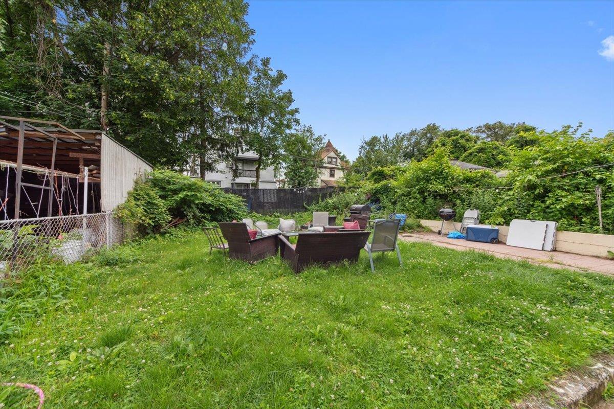 317 Hawthorne Avenue Property Photo 29