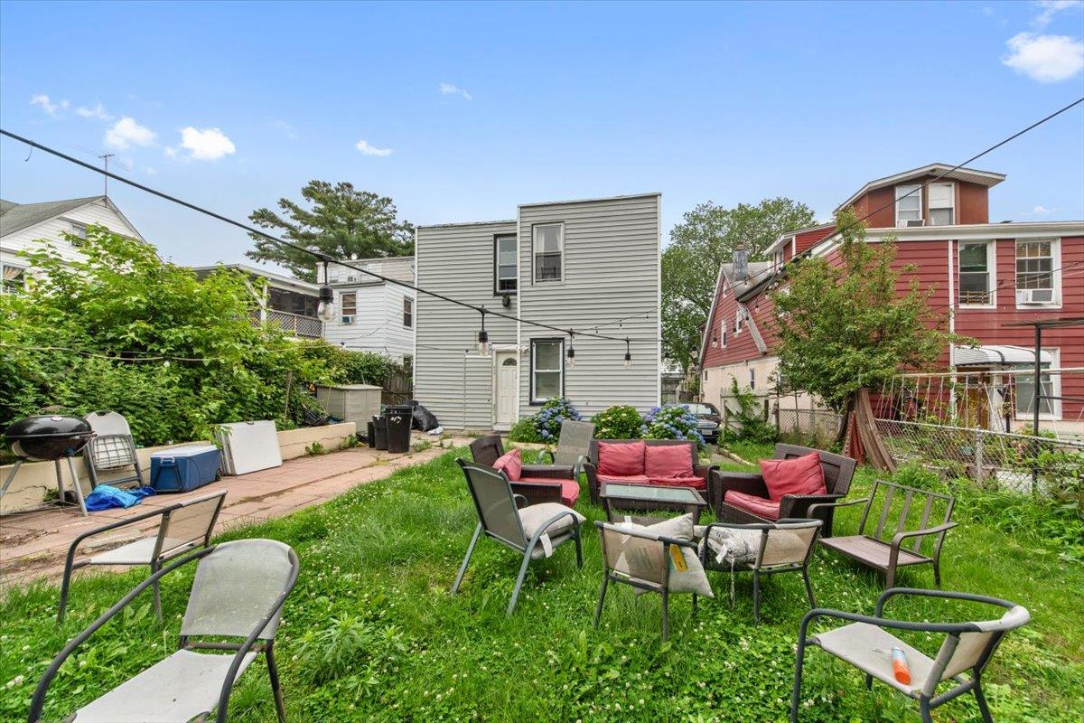 317 Hawthorne Avenue Property Photo 31