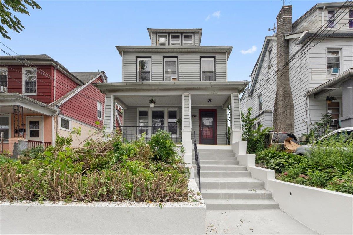 317 Hawthorne Avenue Property Photo 32