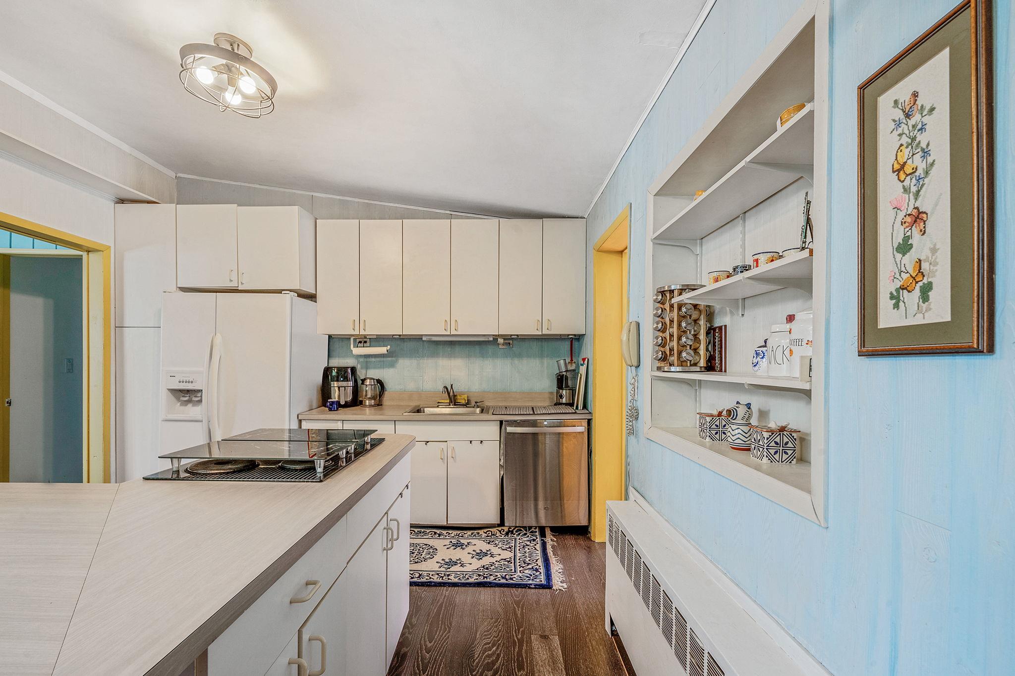 26 Liber Boulevard Property Photo 16