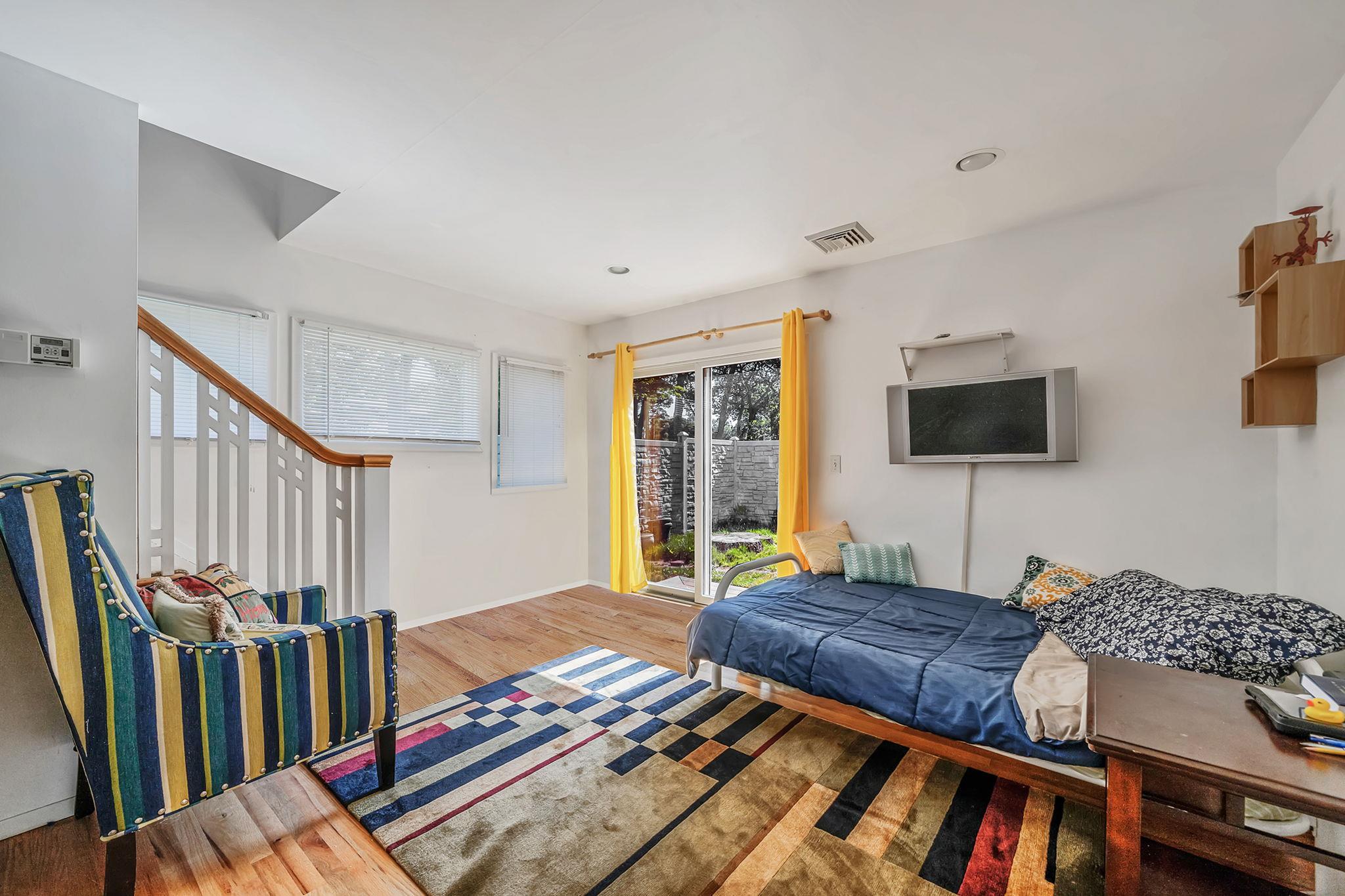 26 Liber Boulevard Property Photo 30