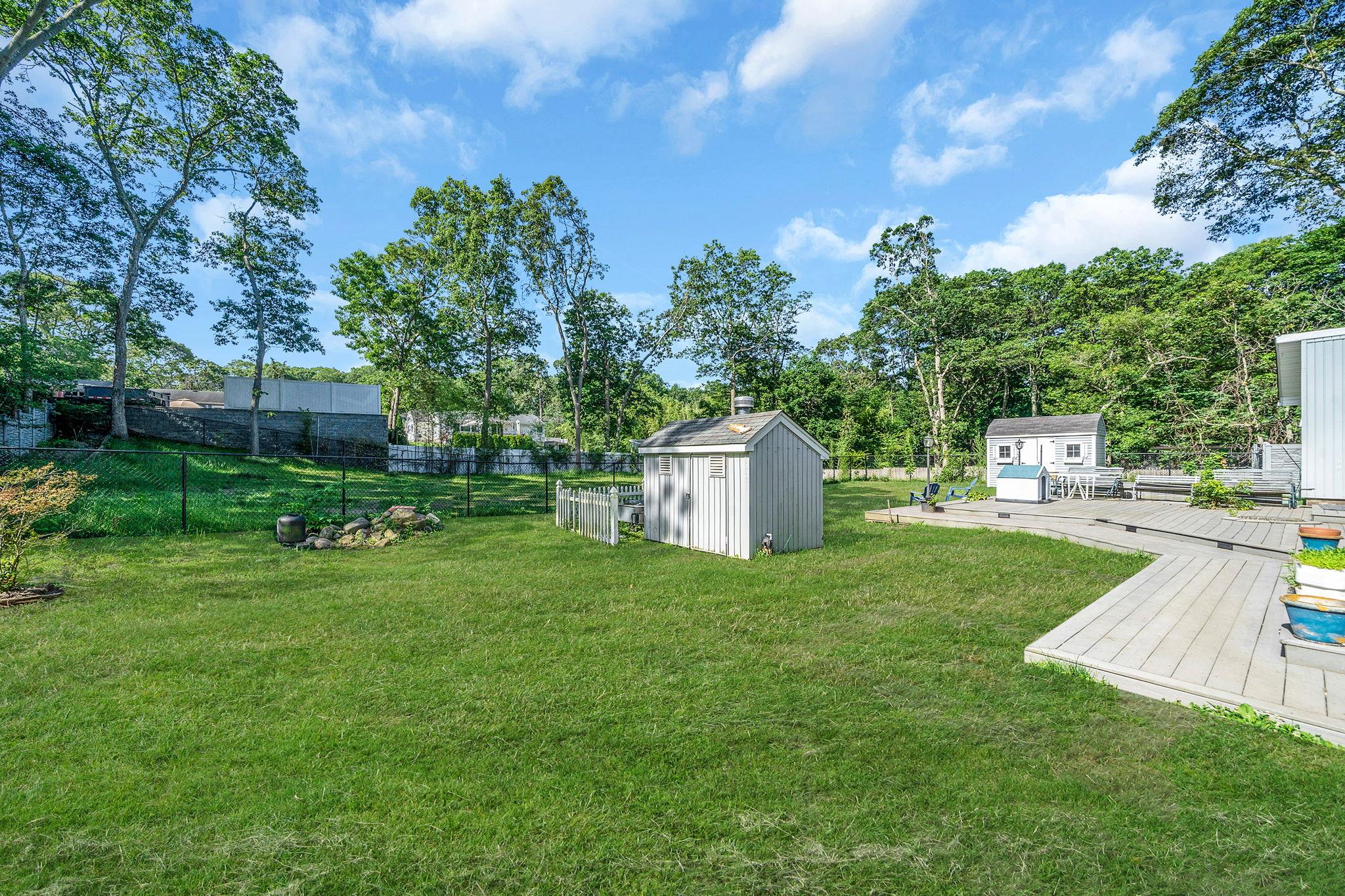 26 Liber Boulevard Property Photo 42