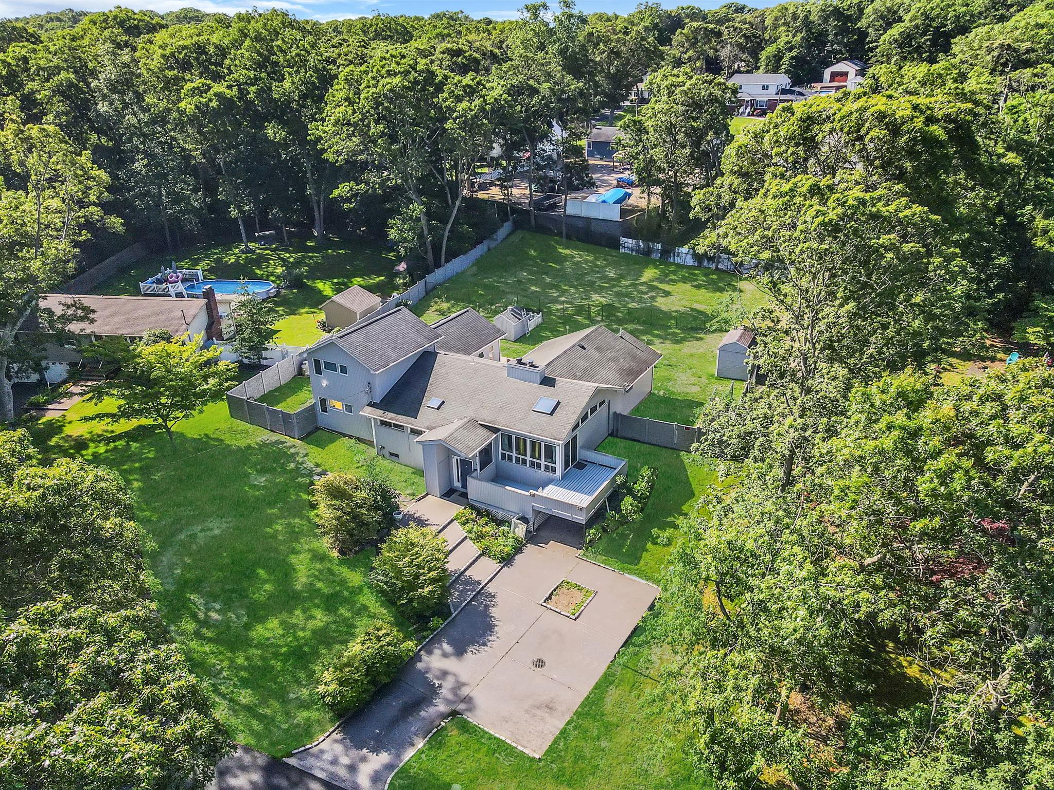 26 Liber Boulevard Property Photo 45
