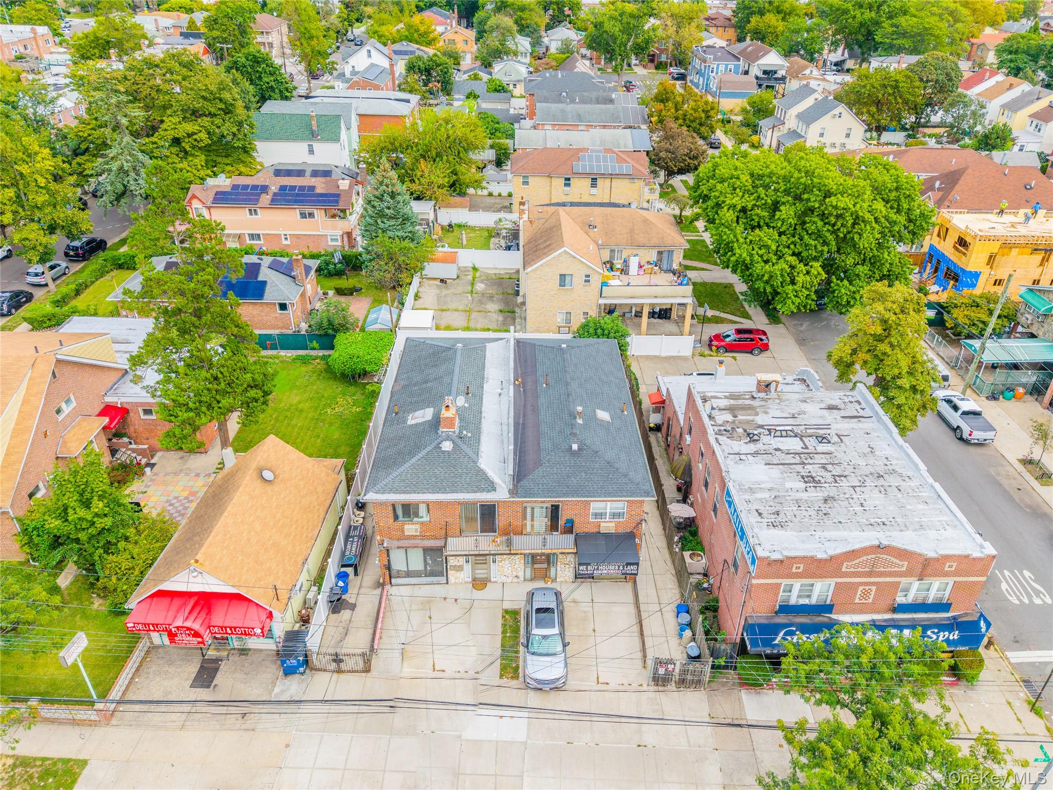 7511 164th St Property Photo 5