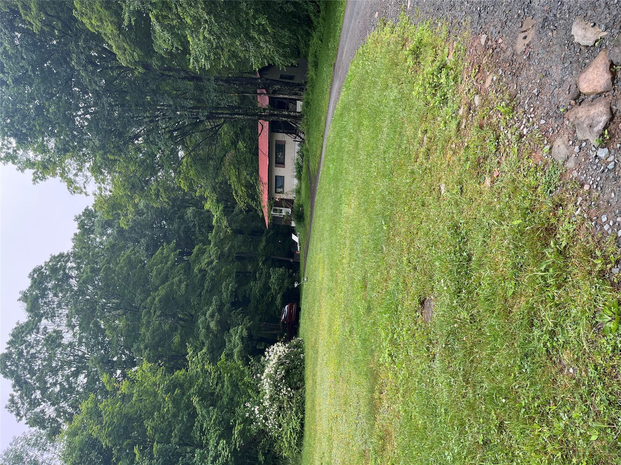 1546-1550 Shandelee Road Property Photo 2