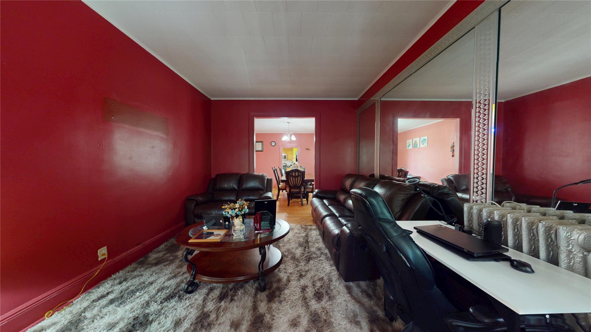 1563 E 46th Street Property Photo 4
