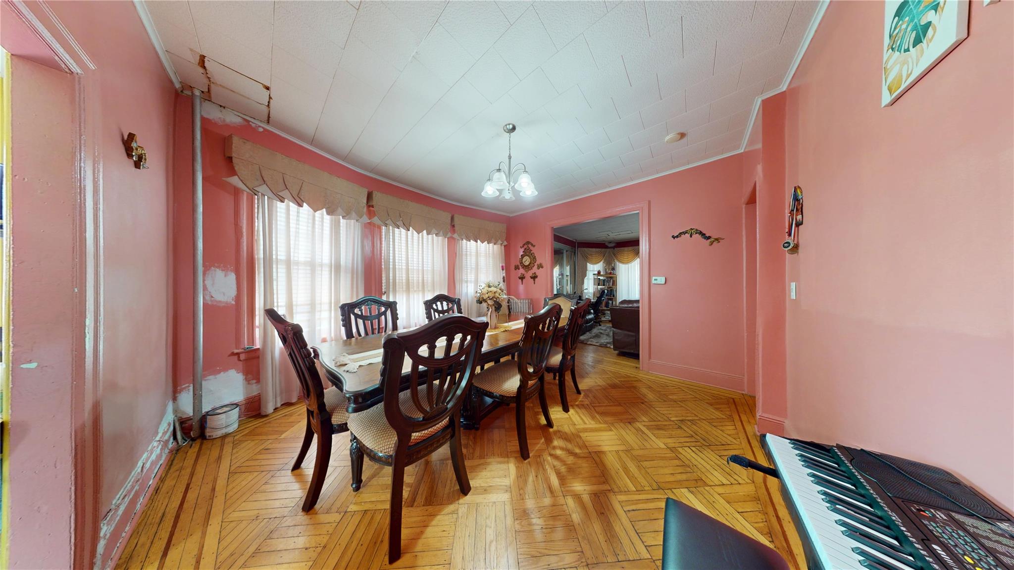 1563 E 46th Street Property Photo 6