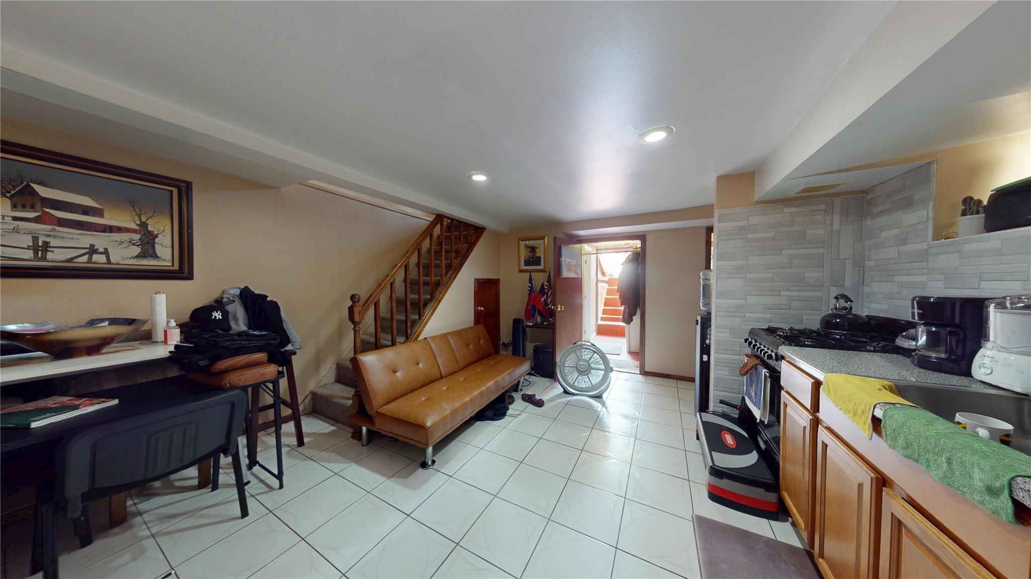1563 E 46th Street Property Photo 13
