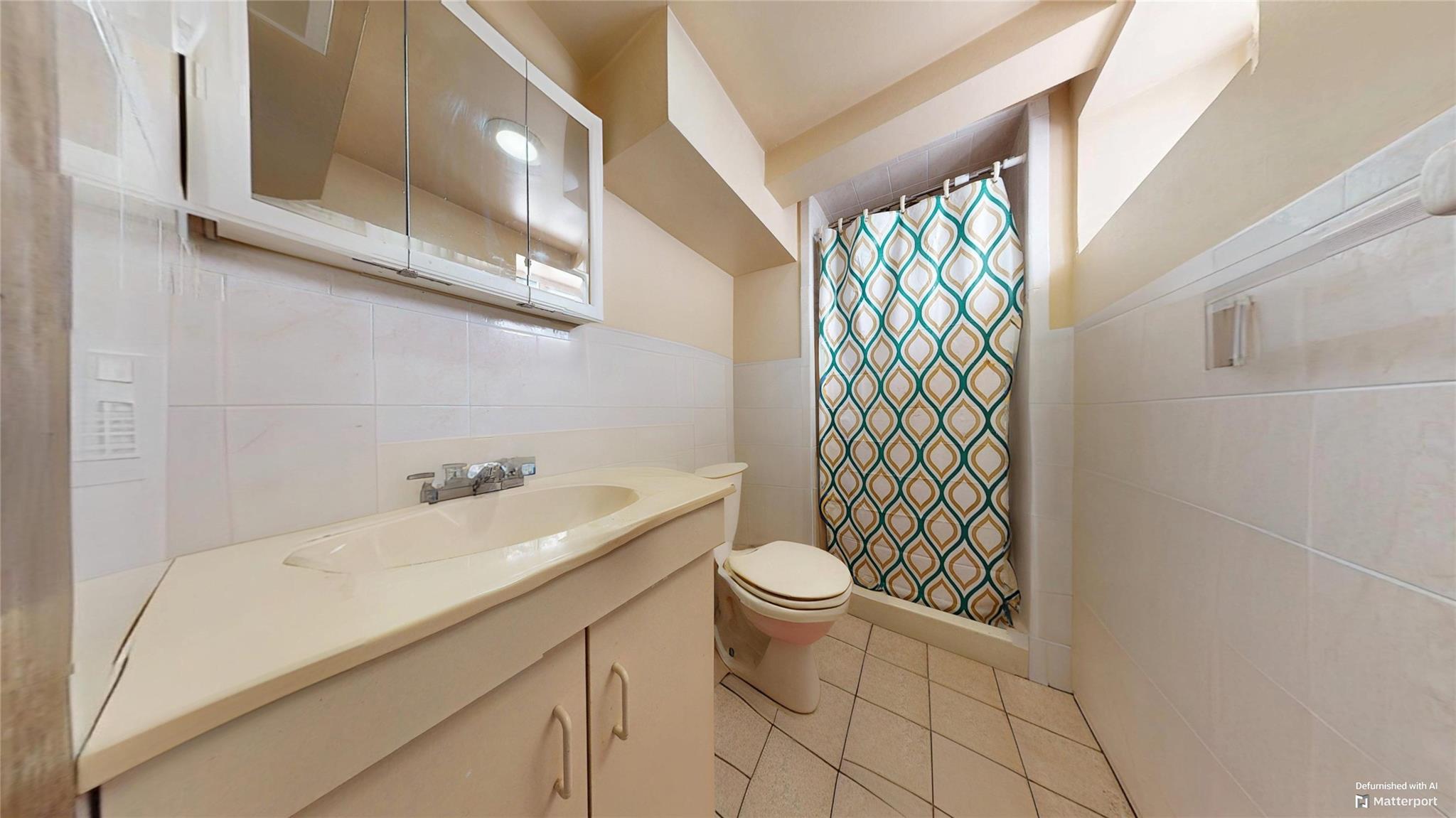 1563 E 46th Street Property Photo 15
