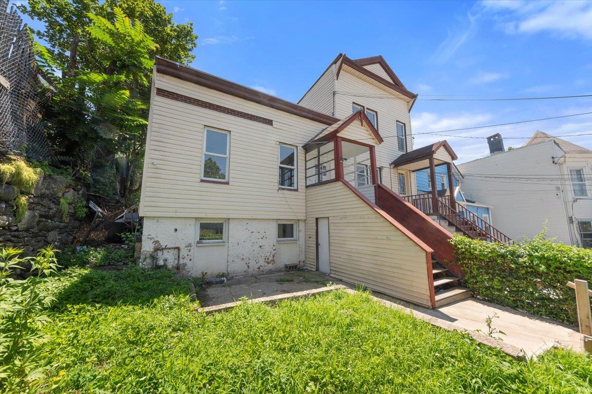 51 S High Street Property Photo 3