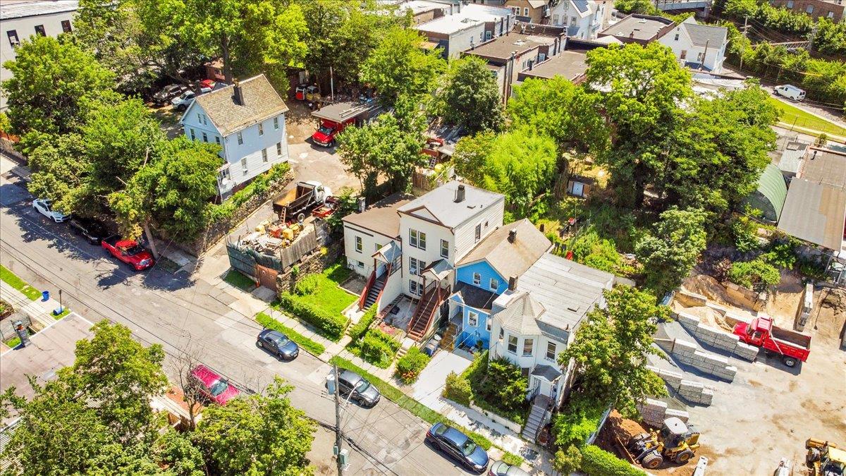 51 S High Street Property Photo 22