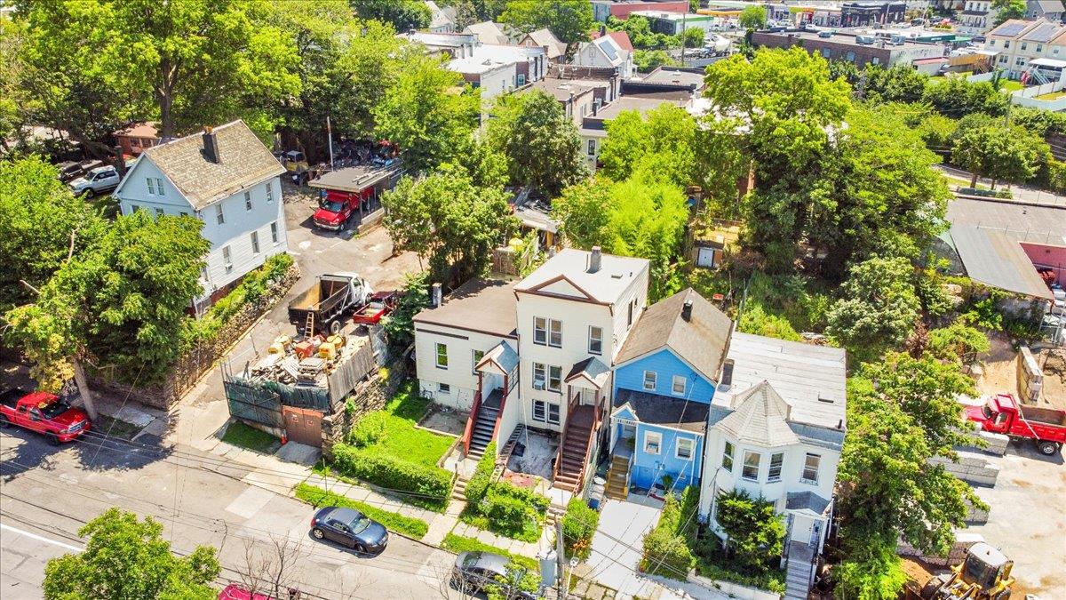 51 S High Street Property Photo 29