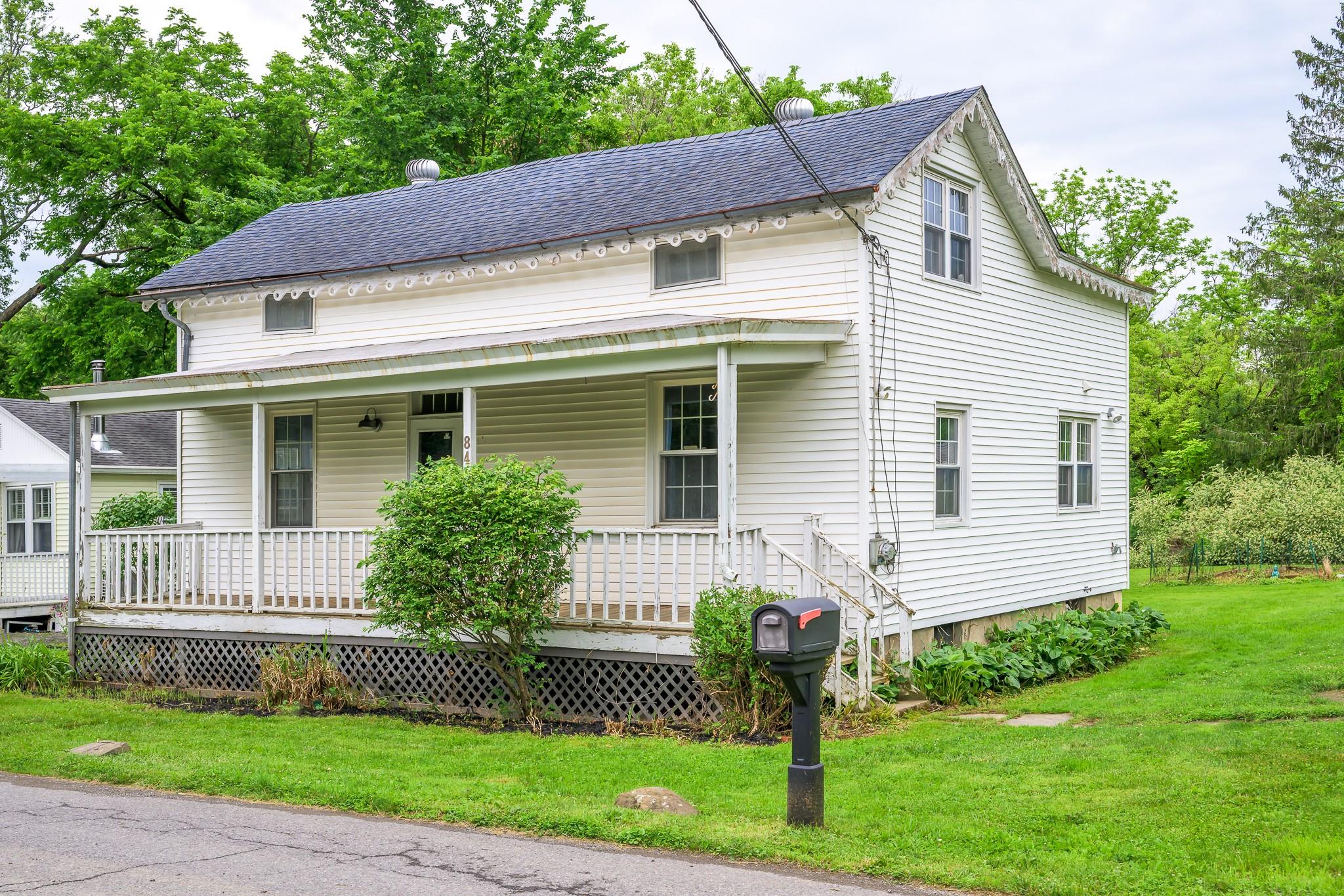 84 Montgomery Street