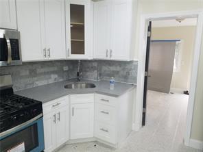 2718 Holland Avenue Property Photo 2