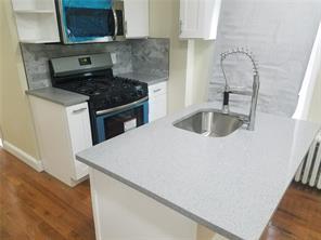 2718 Holland Avenue Property Photo 3