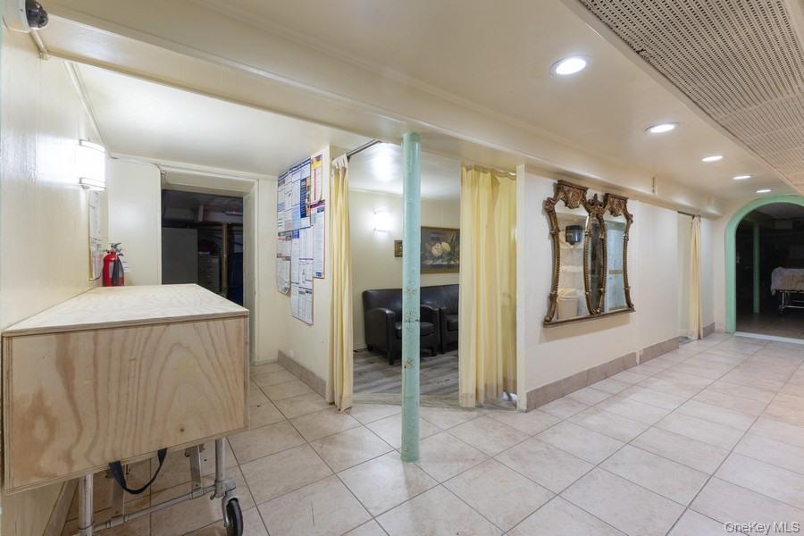 5836 Catalpa Avenue Property Photo 12