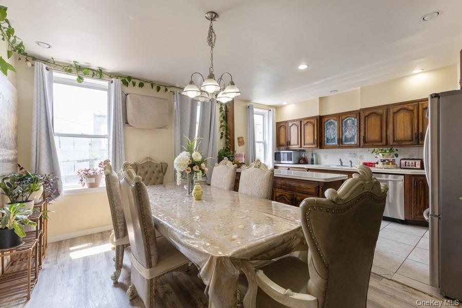 5836 Catalpa Avenue Property Photo 20