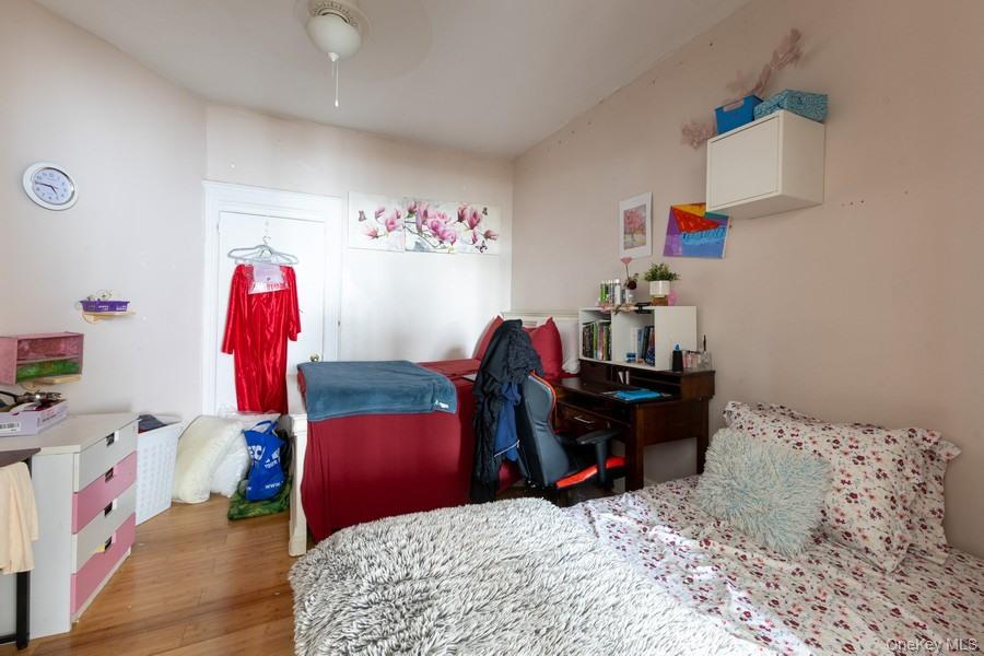 5836 Catalpa Avenue Property Photo 29